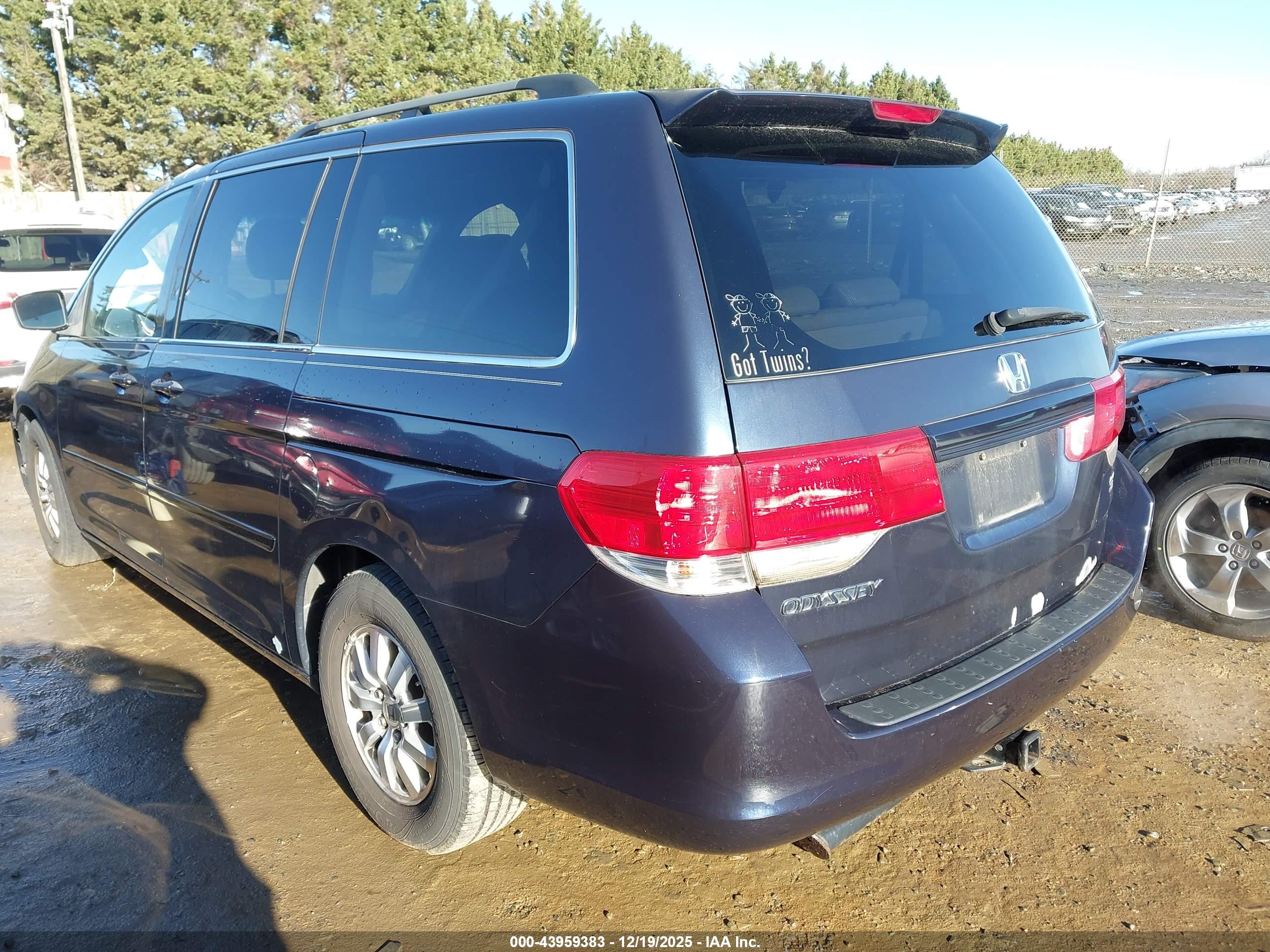 HONDA ODYSSEY image 3