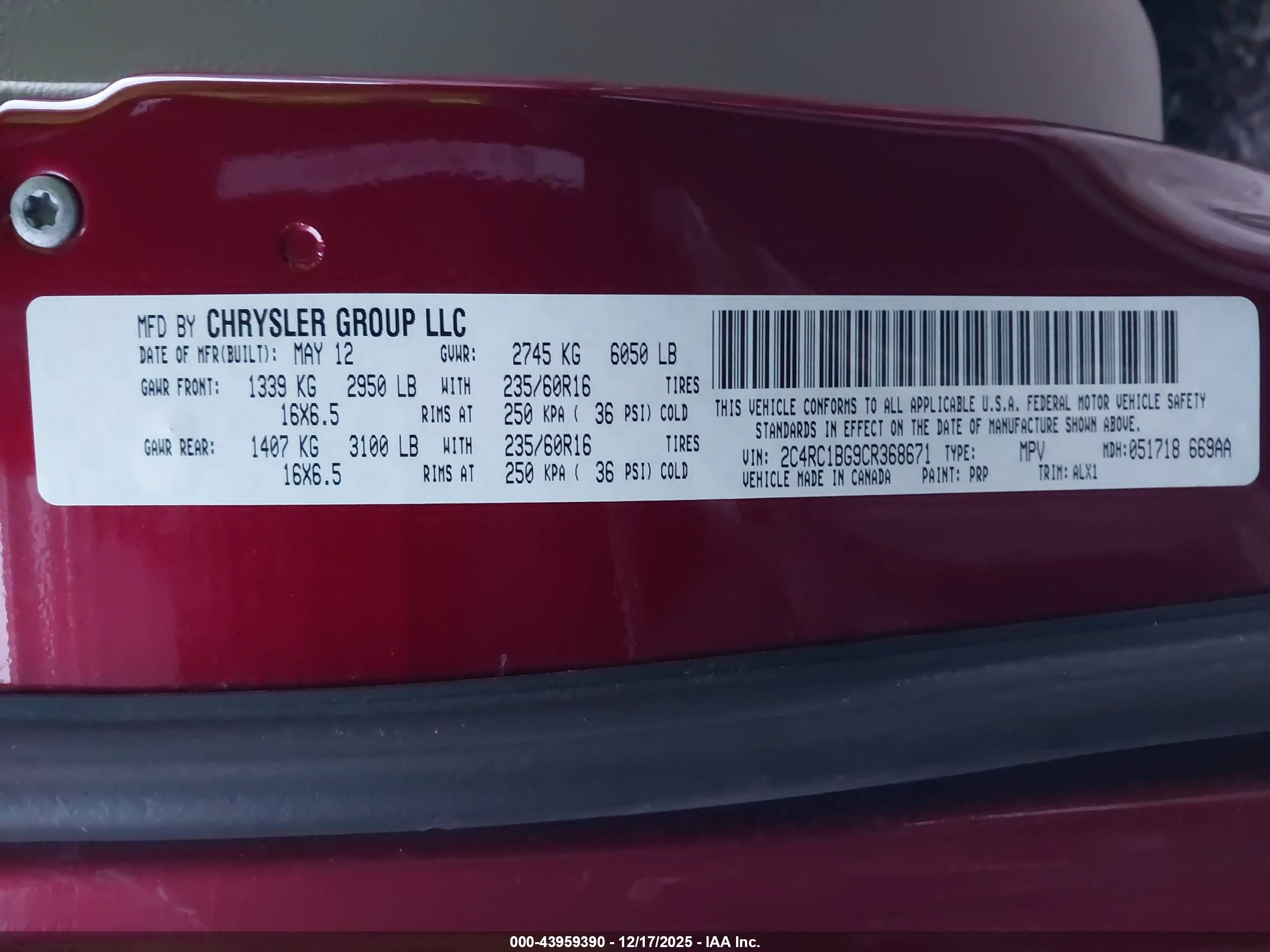 CHRYSLER TOWN image 9