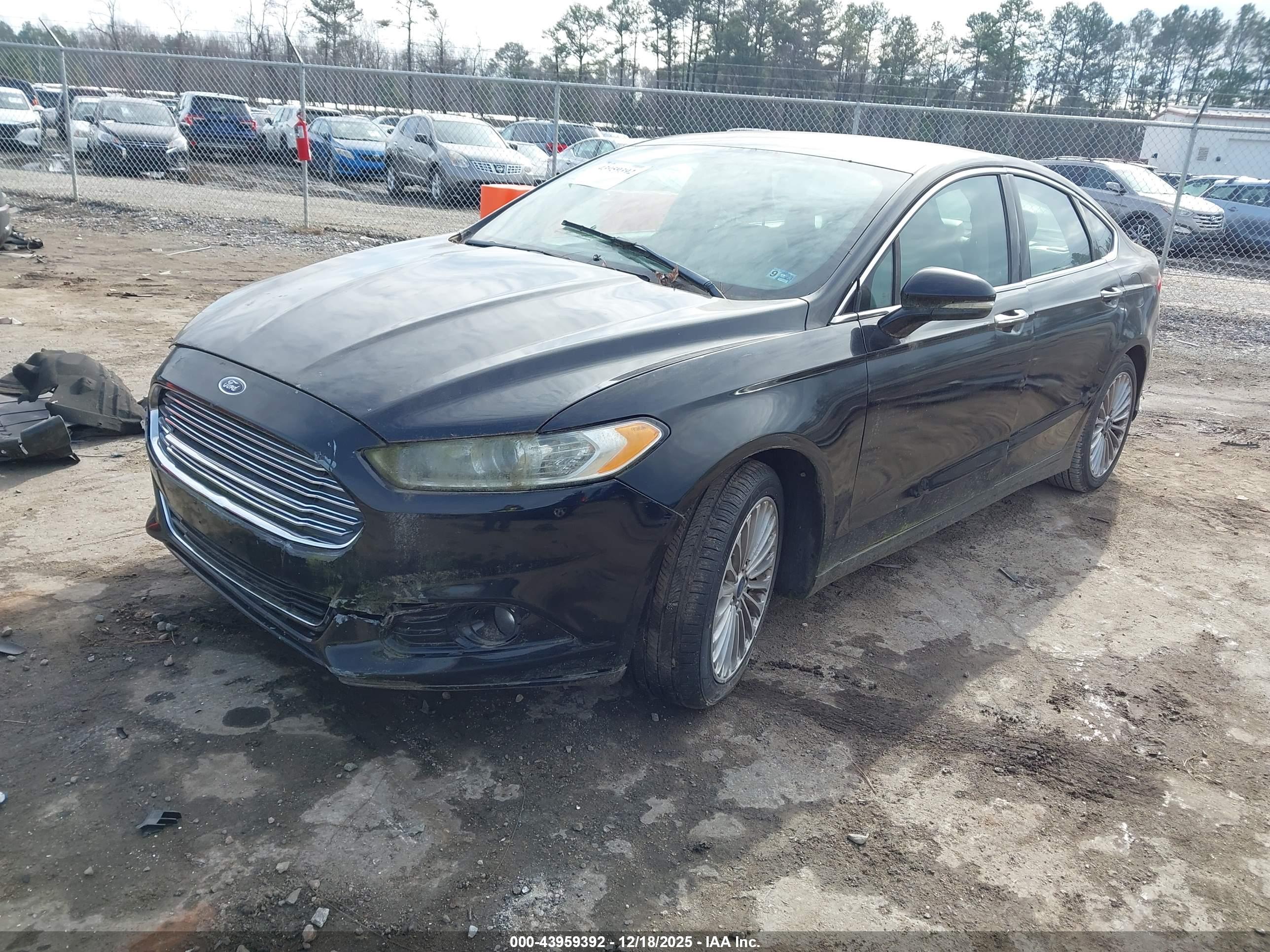 FORD FUSION image 2