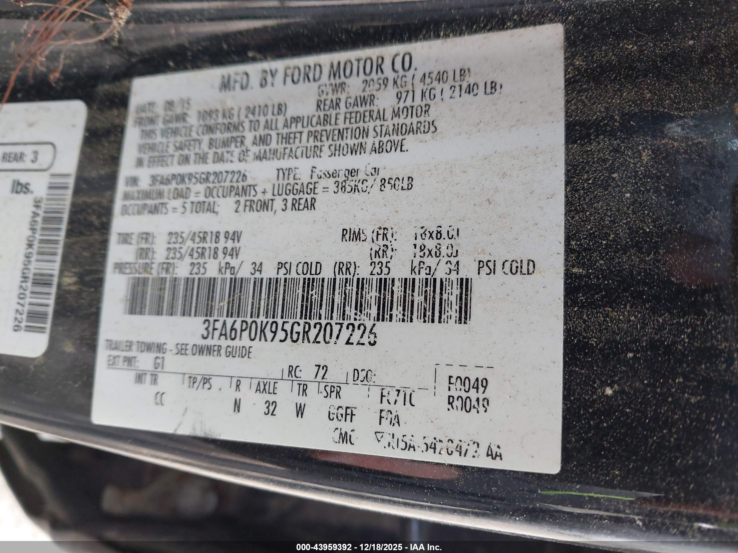 FORD FUSION image 9
