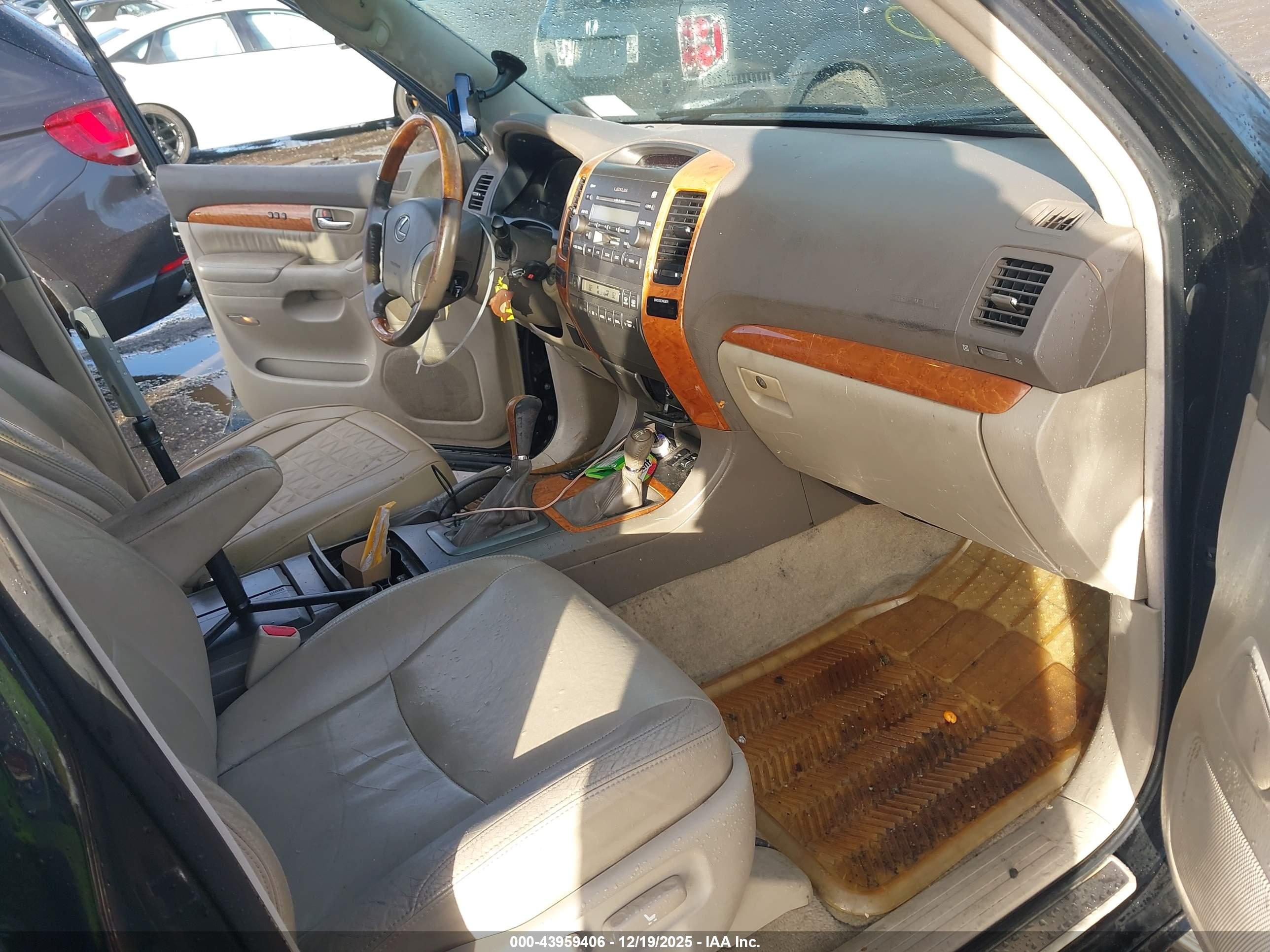 LEXUS GX image 5
