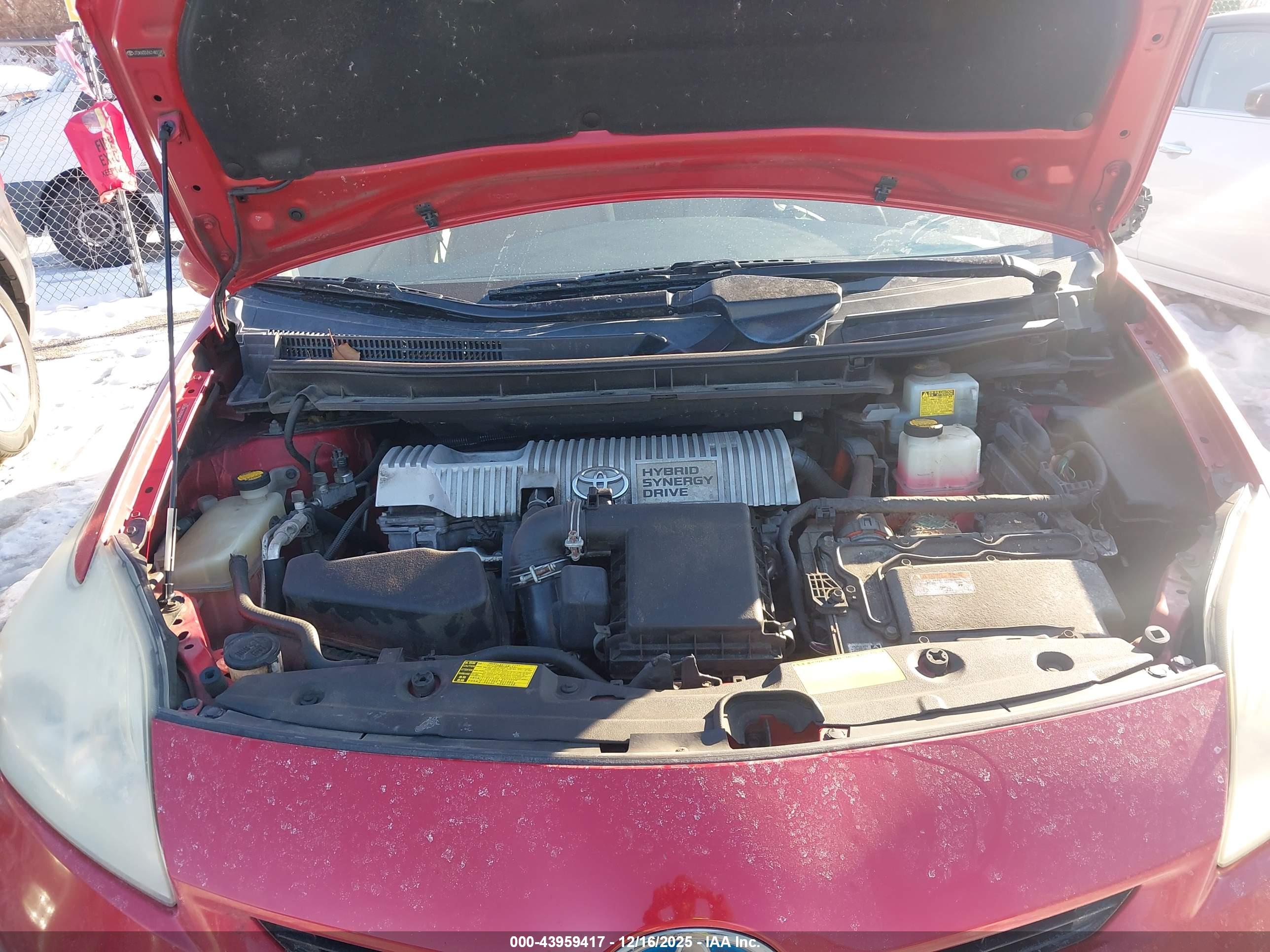 TOYOTA PRIUS image 10