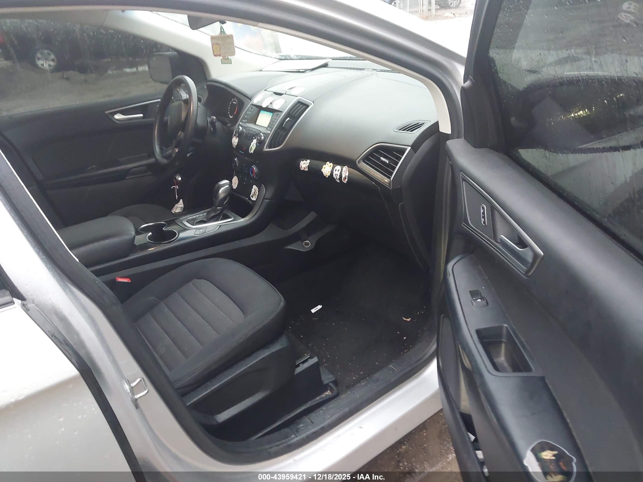 FORD EDGE image 5