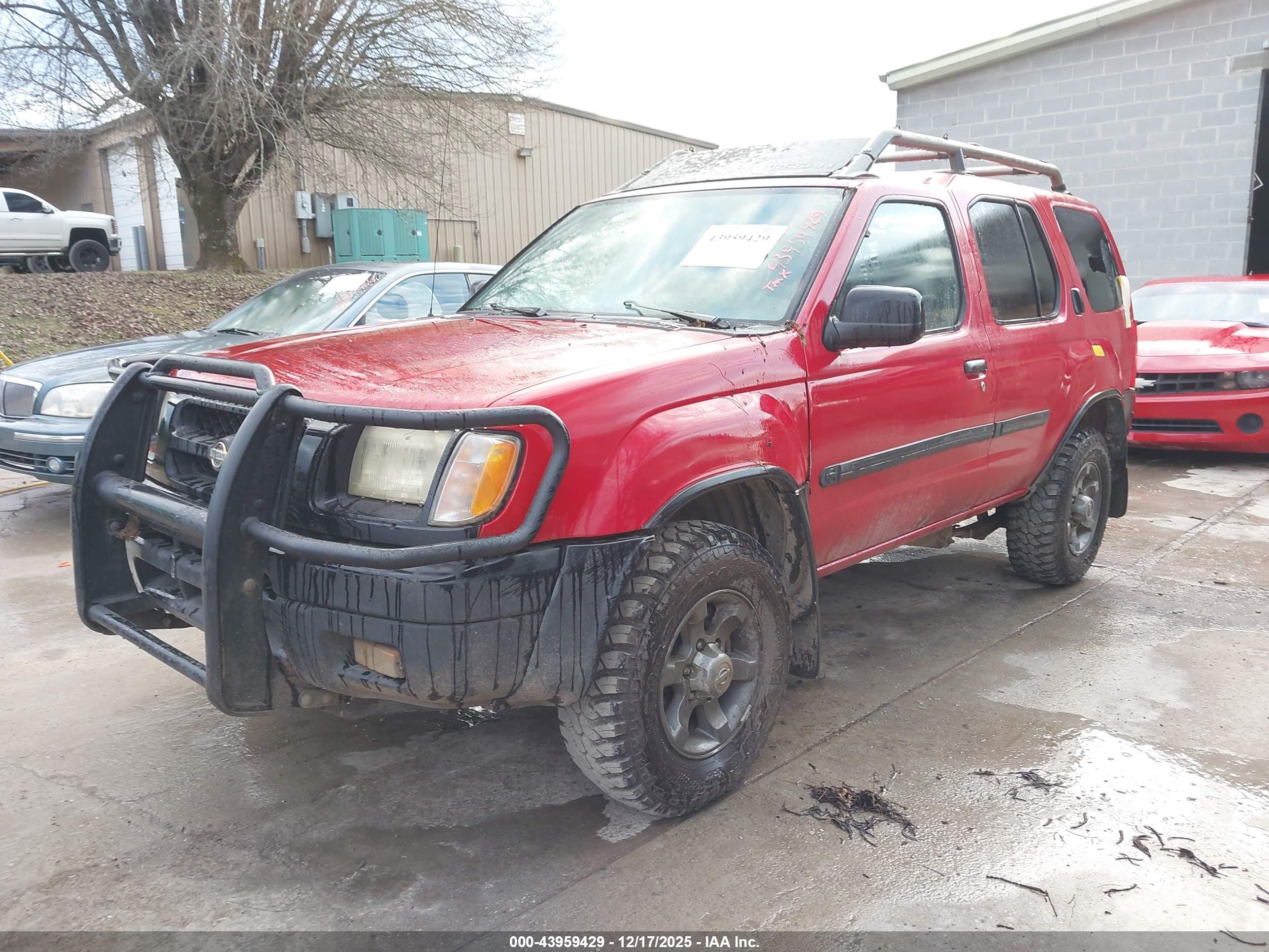 NISSAN XTERRA image 2