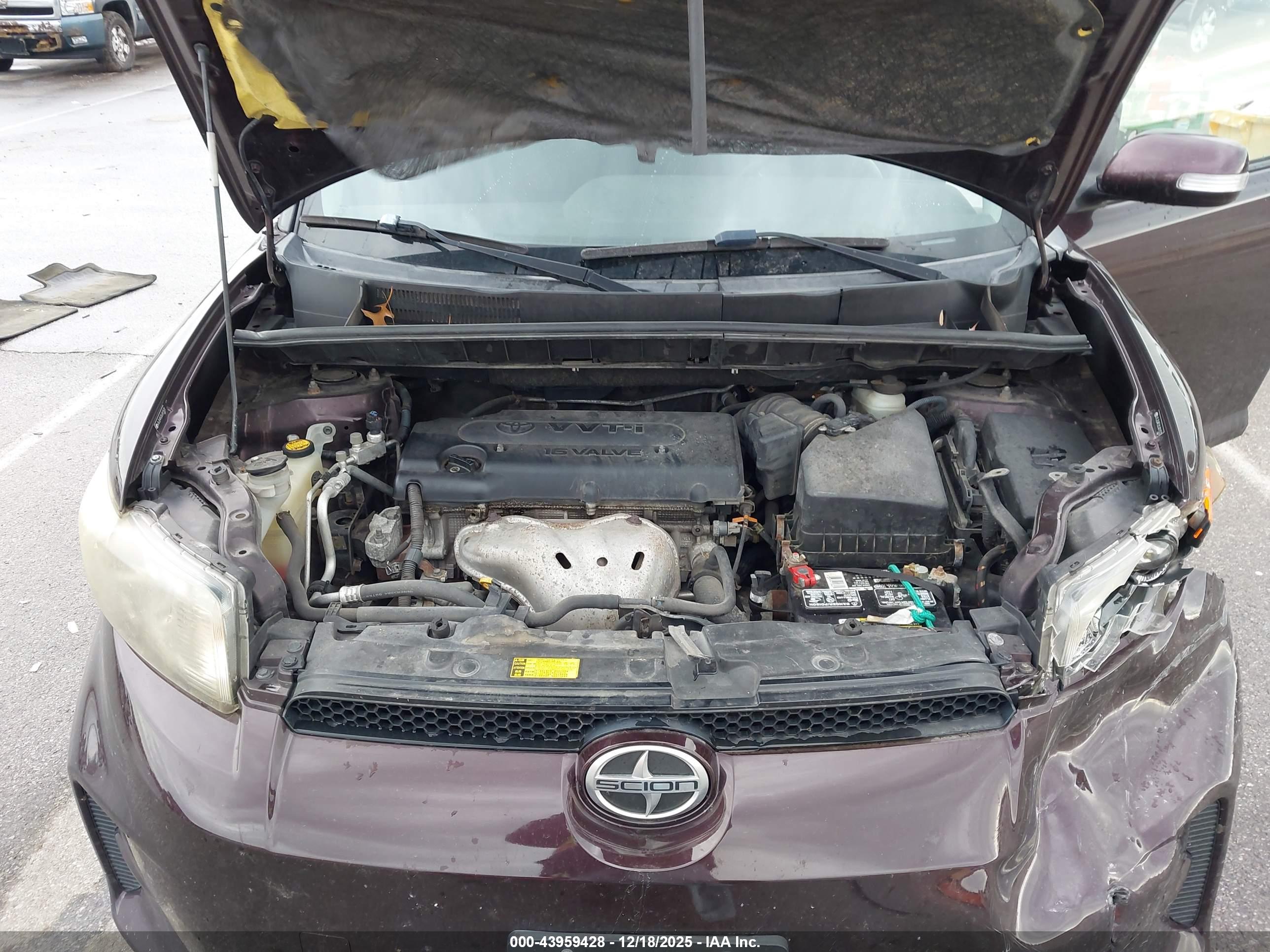 SCION XB image 10