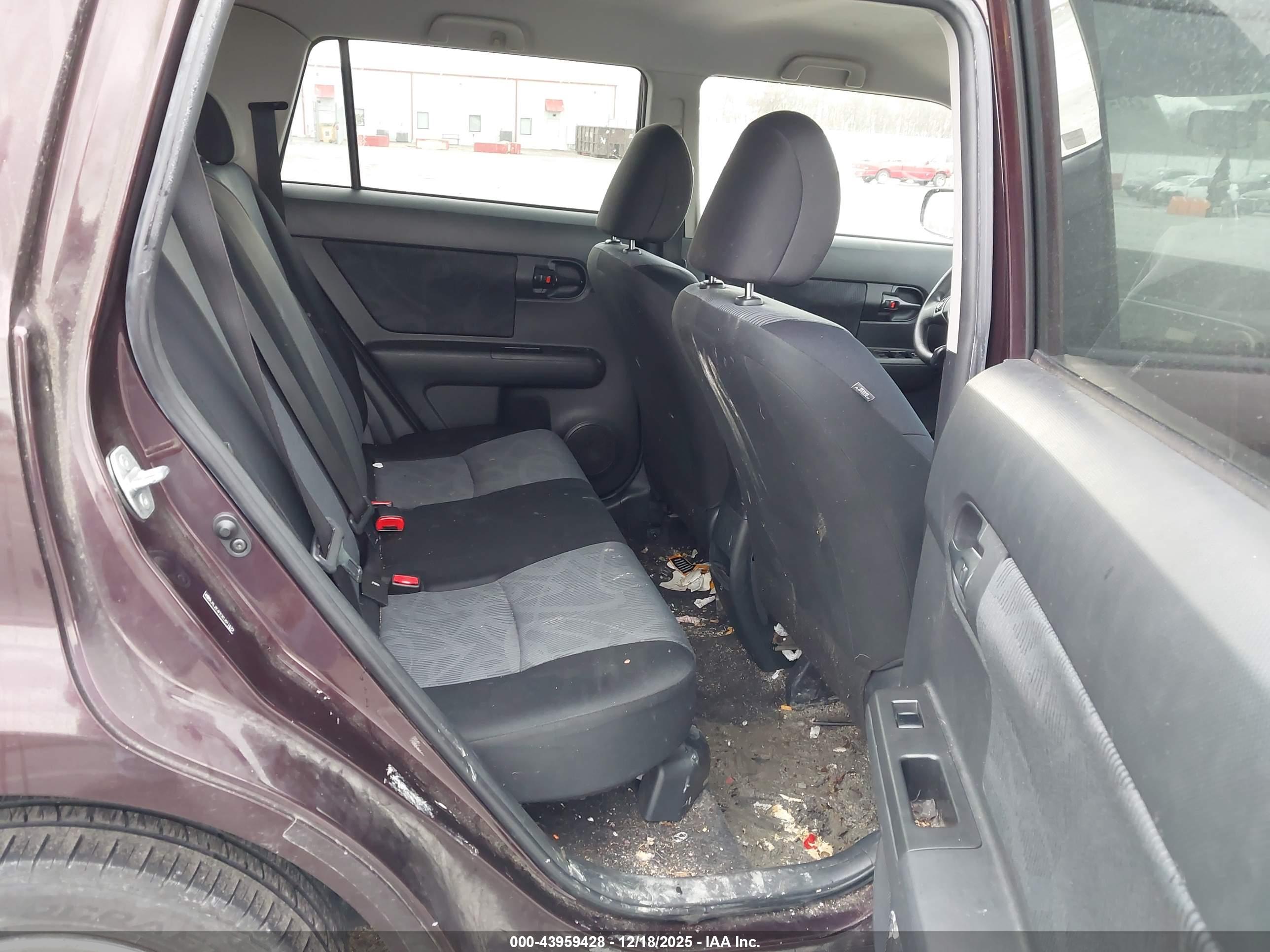 SCION XB image 8