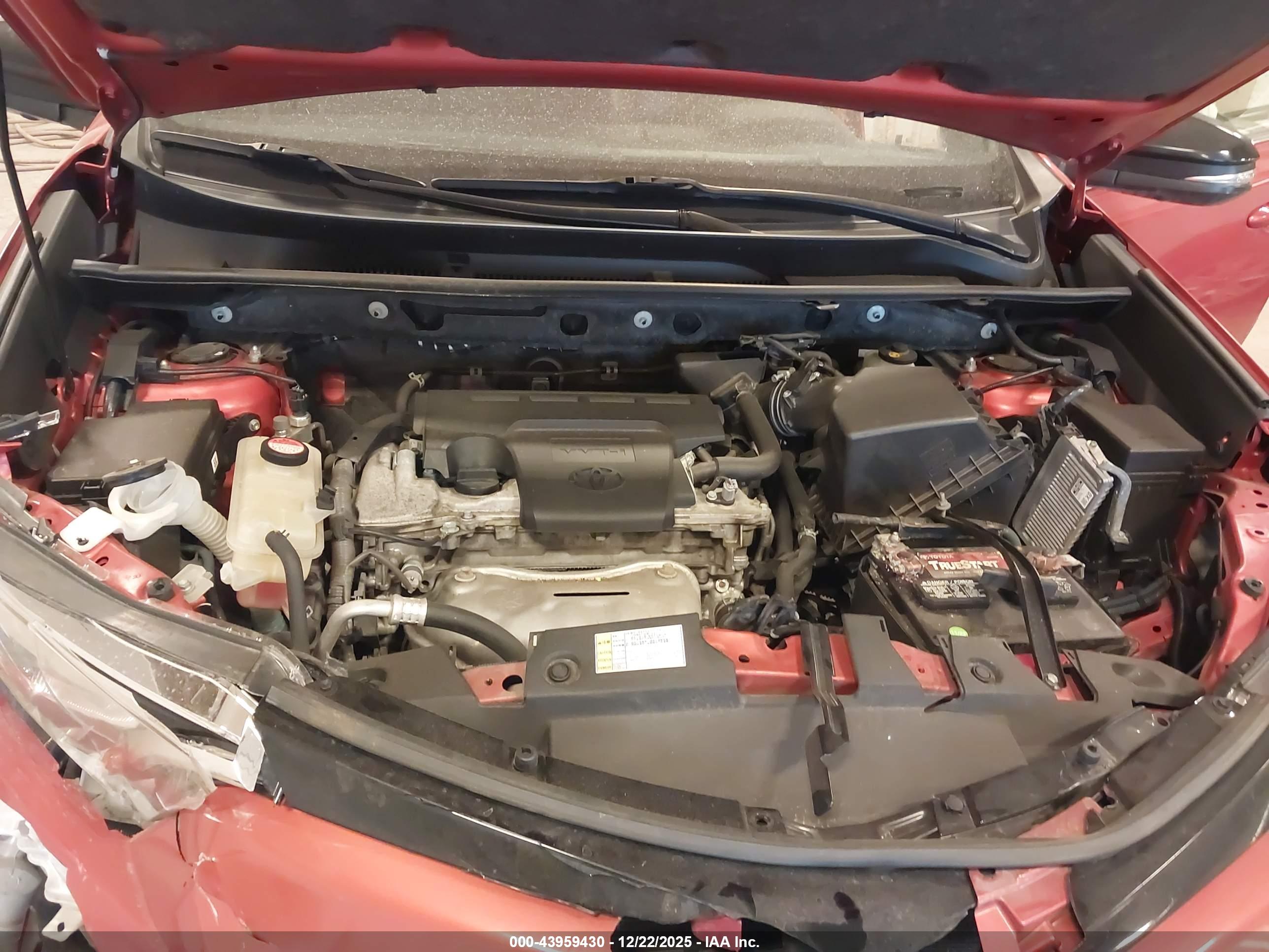 TOYOTA RAV4 image 10