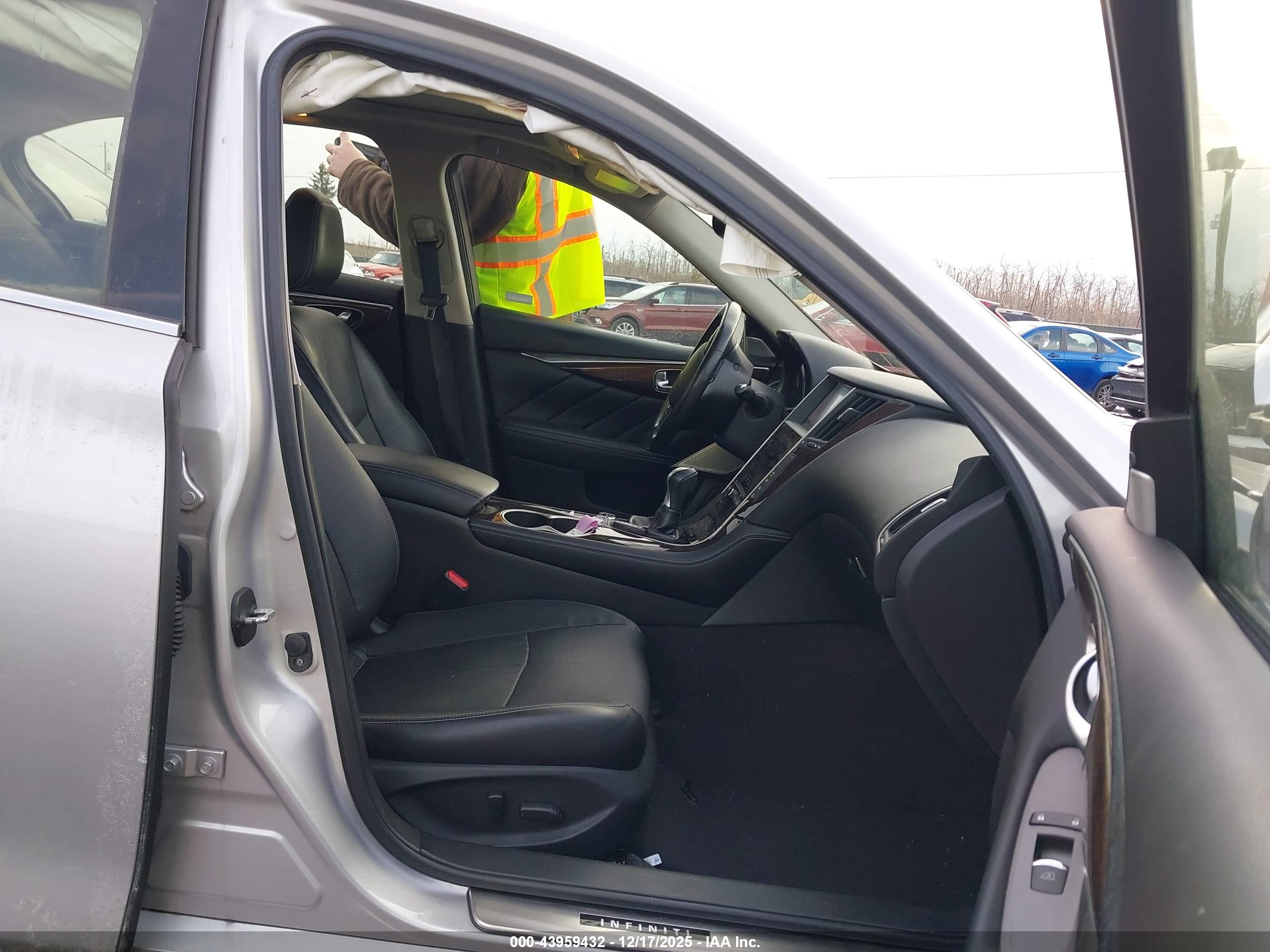 INFINITI Q50 image 5