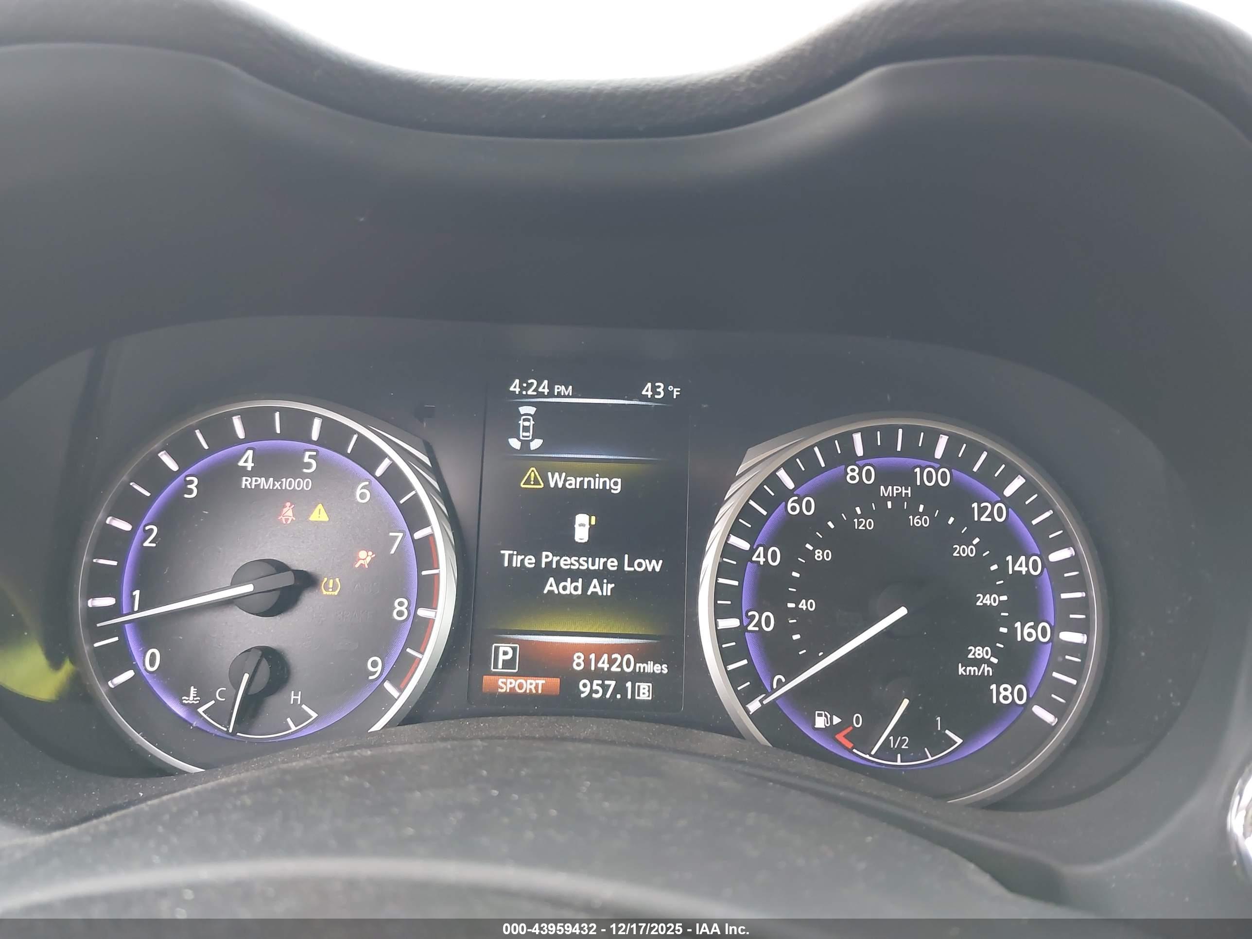INFINITI Q50 image 7
