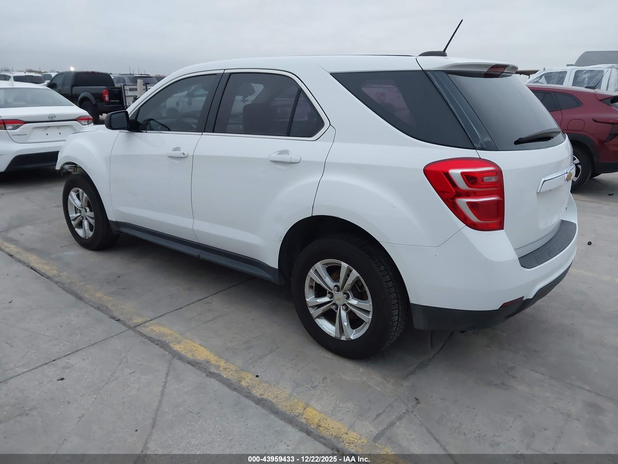 CHEVROLET EQUINOX image 3