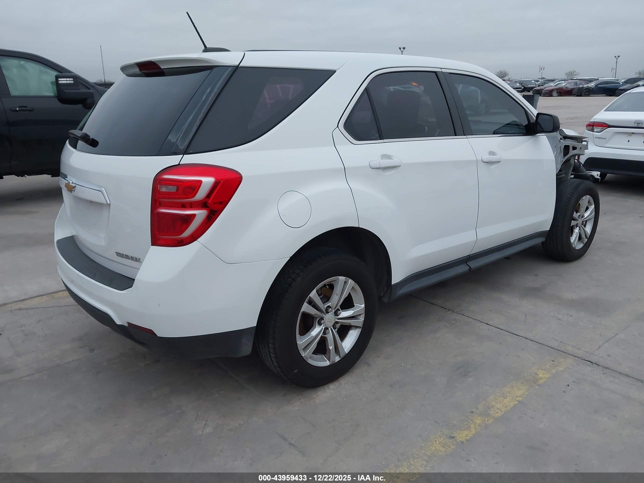 CHEVROLET EQUINOX image 4