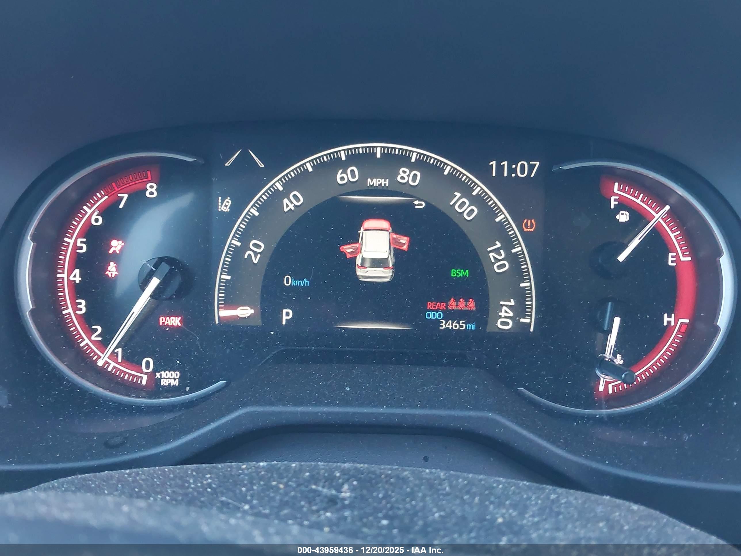 TOYOTA RAV4 image 7