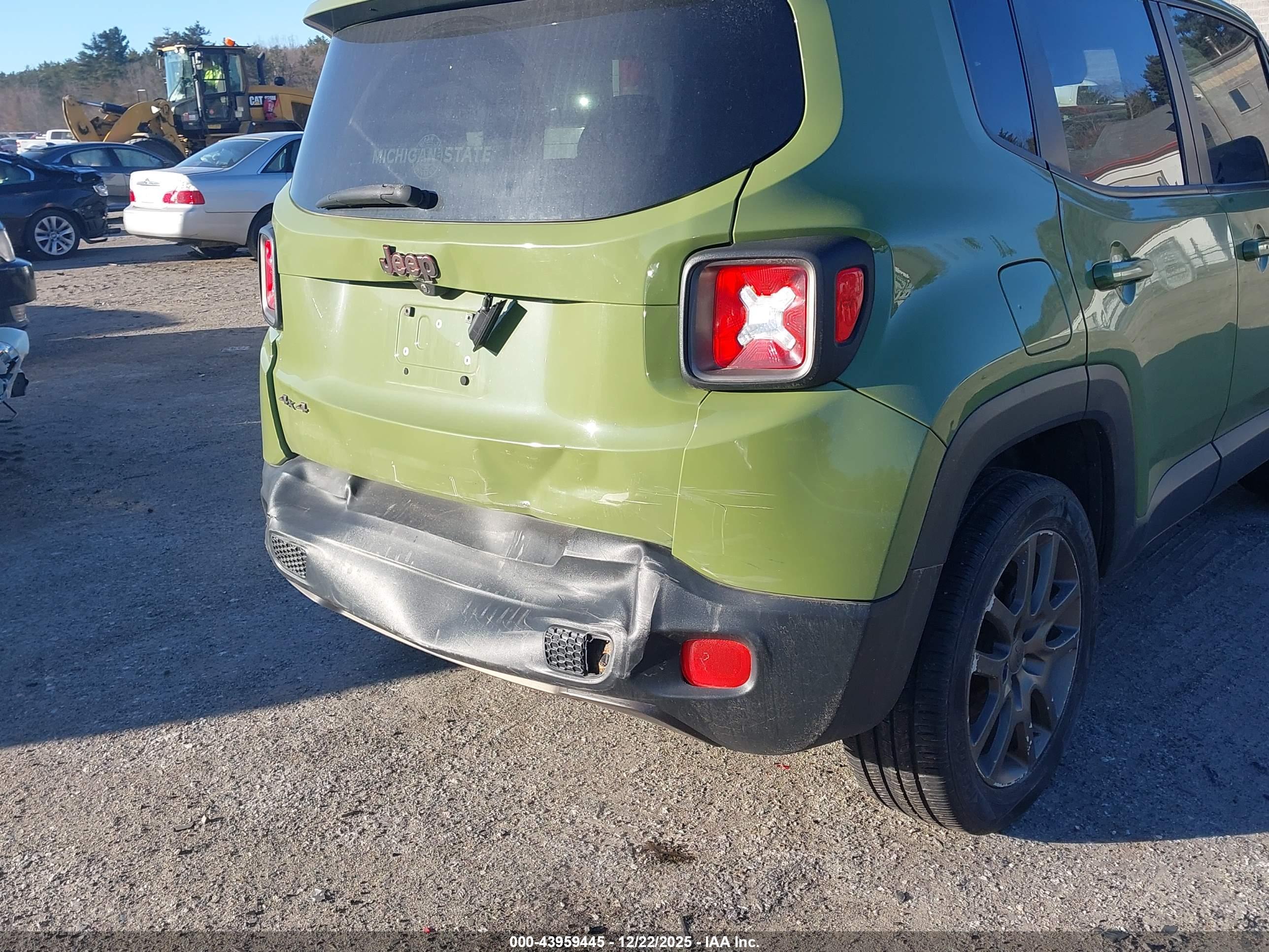 JEEP RENEGADE image 6