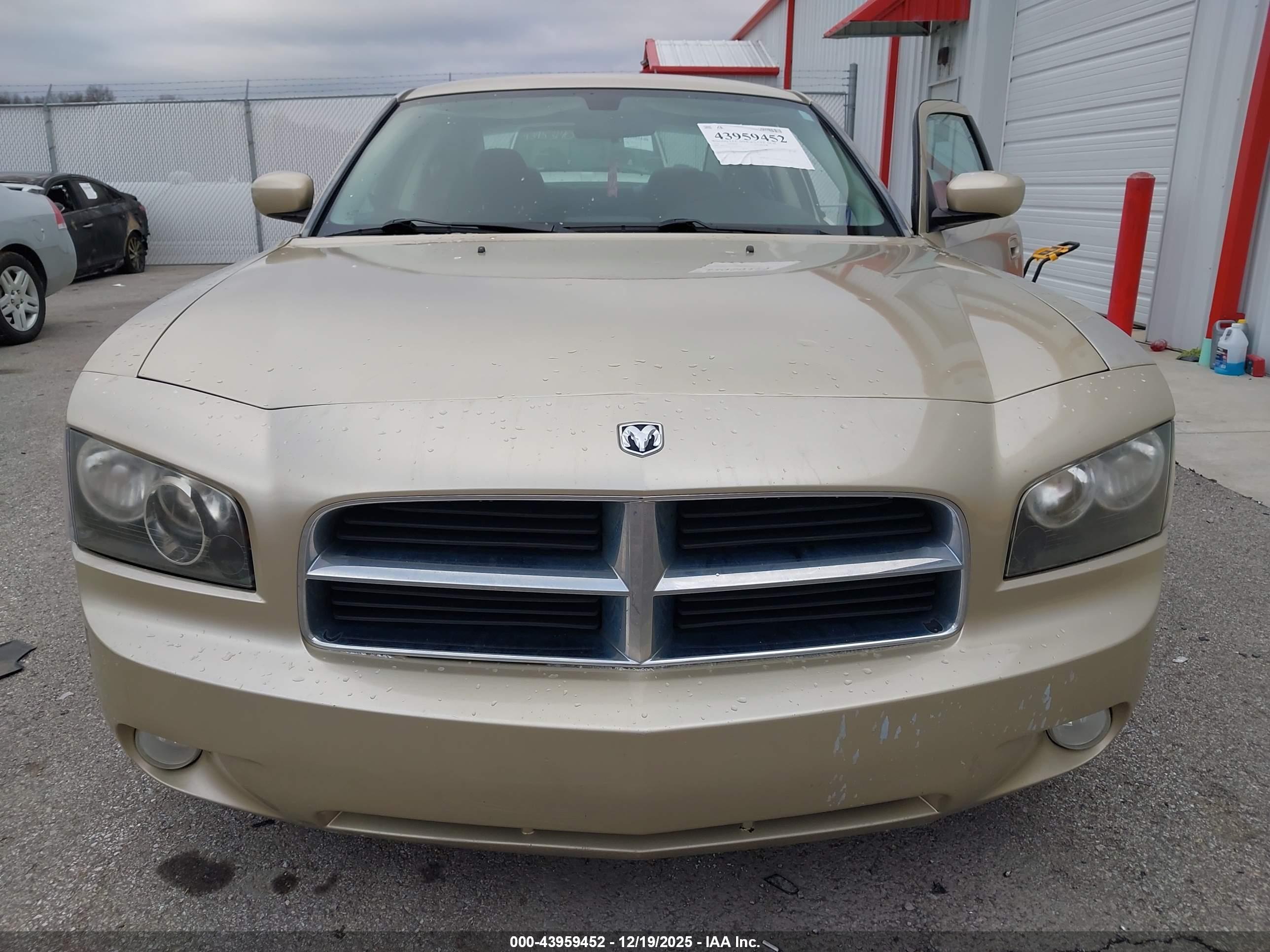DODGE CHARGER image 6