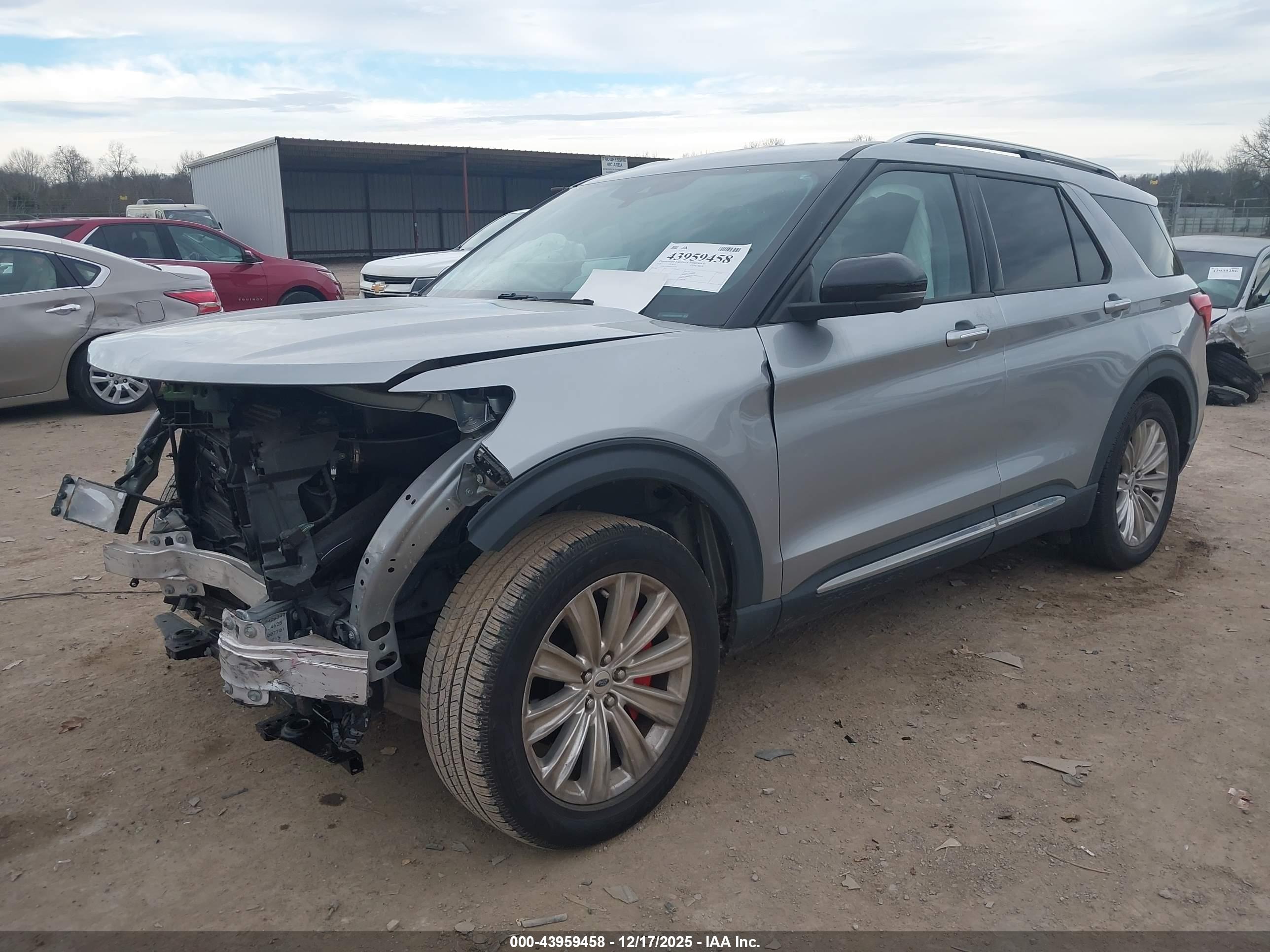 FORD EXPLORER image 2