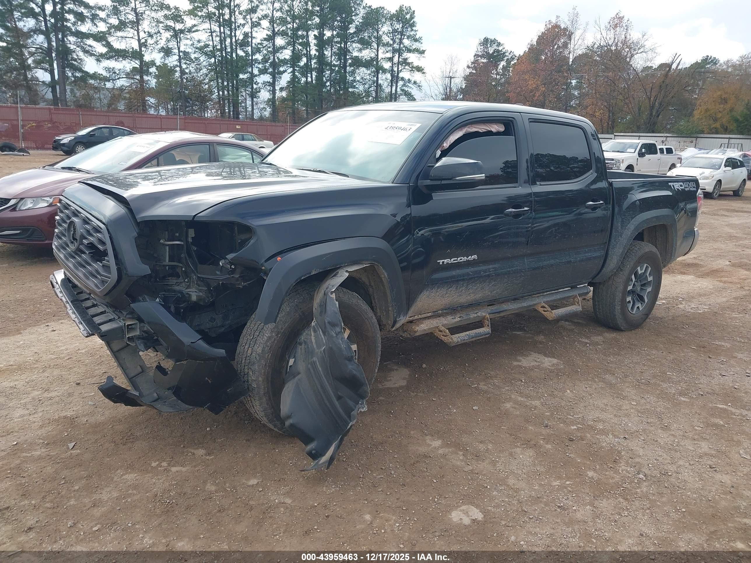 TOYOTA TACOMA image 2