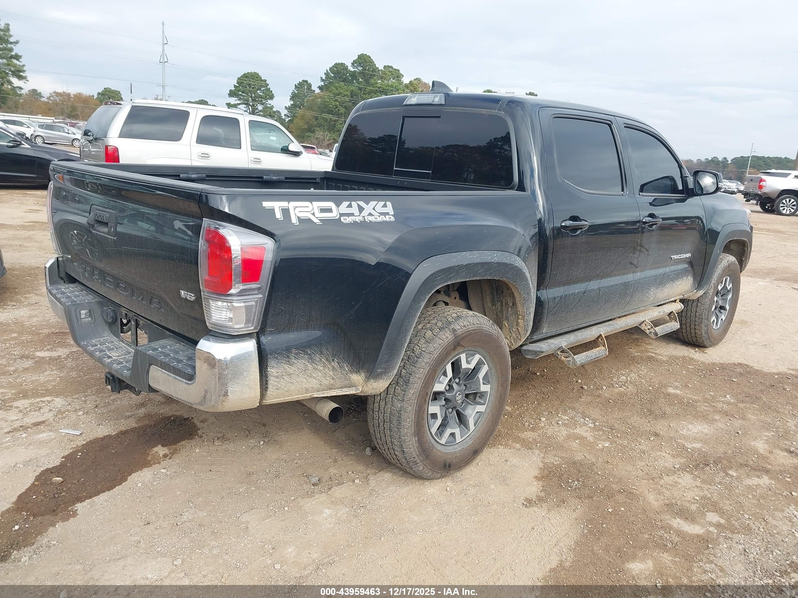 TOYOTA TACOMA image 4