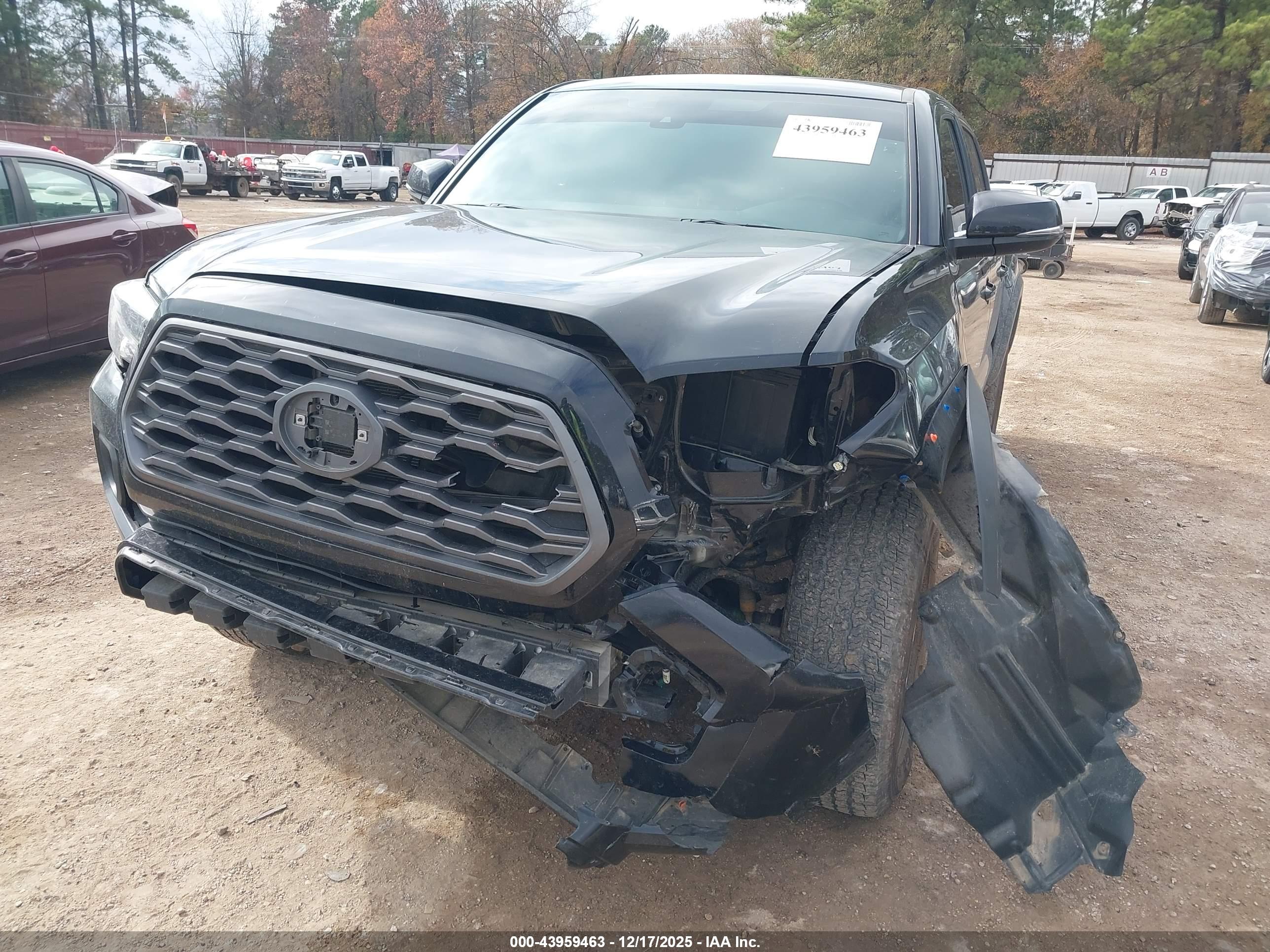 TOYOTA TACOMA image 6