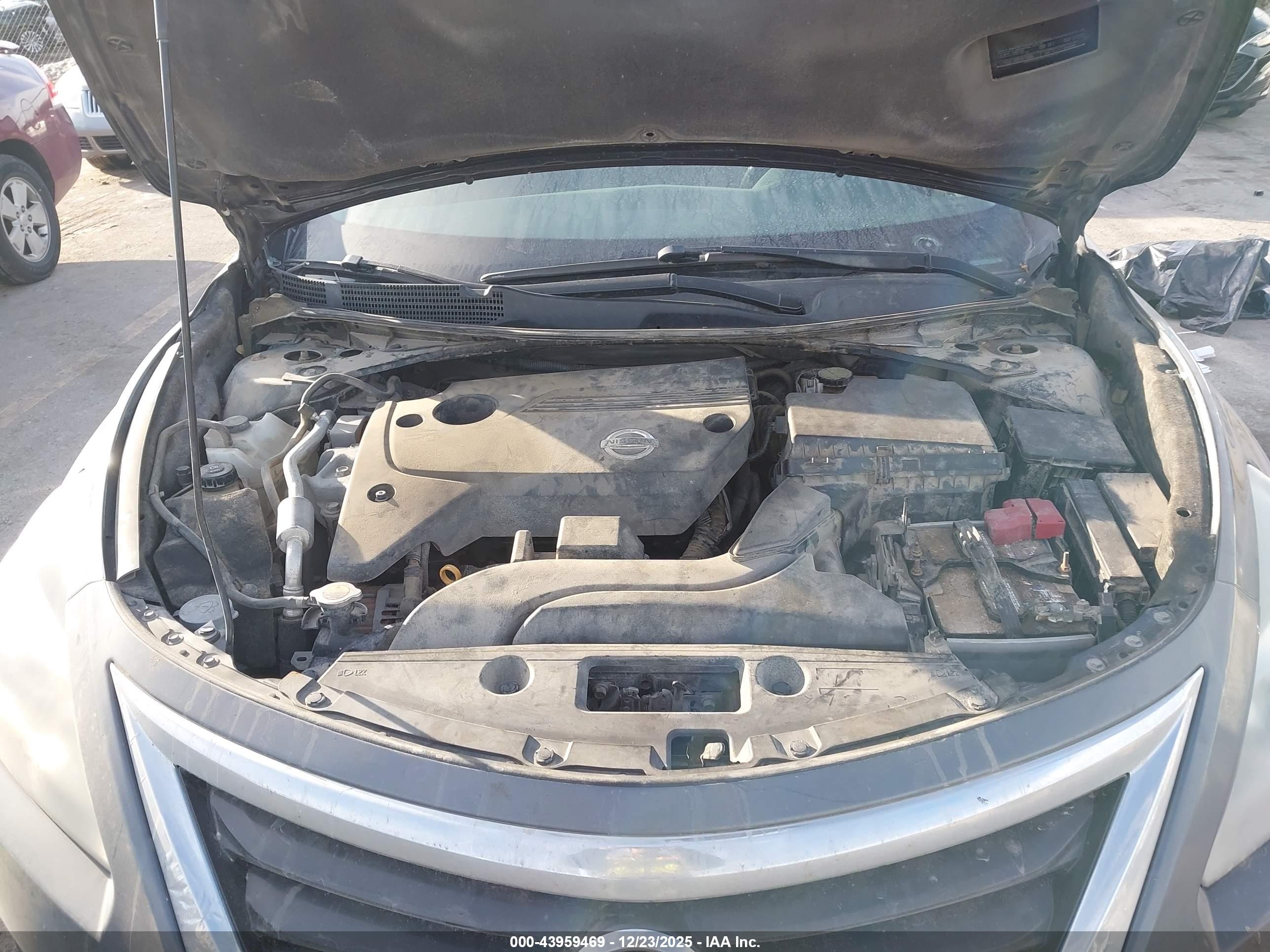 NISSAN ALTIMA image 10