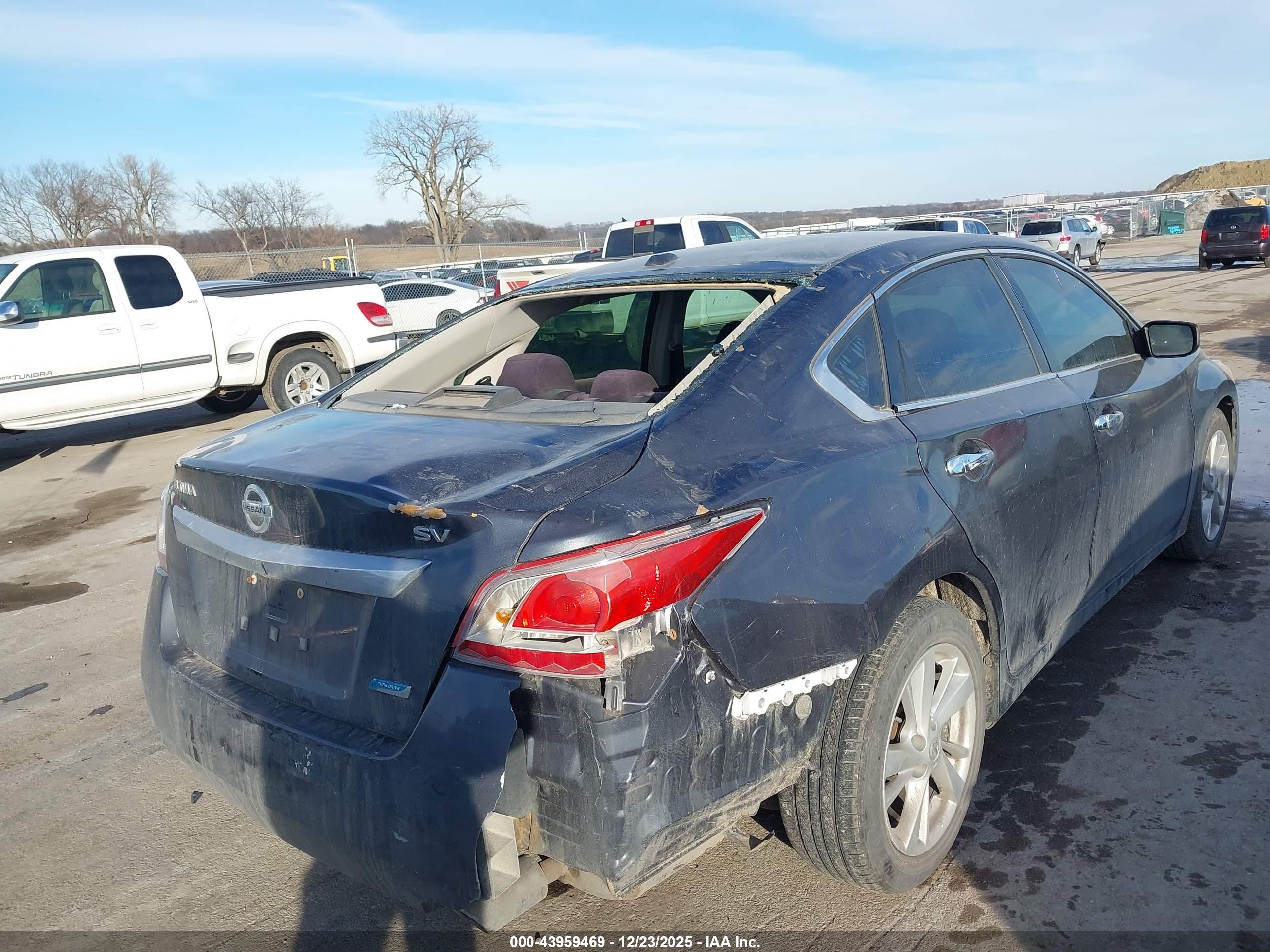 NISSAN ALTIMA image 6