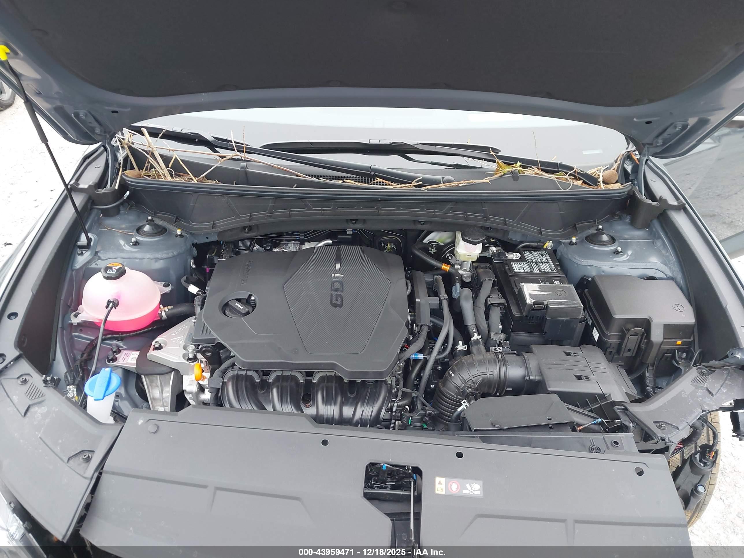 HYUNDAI TUCSON image 10