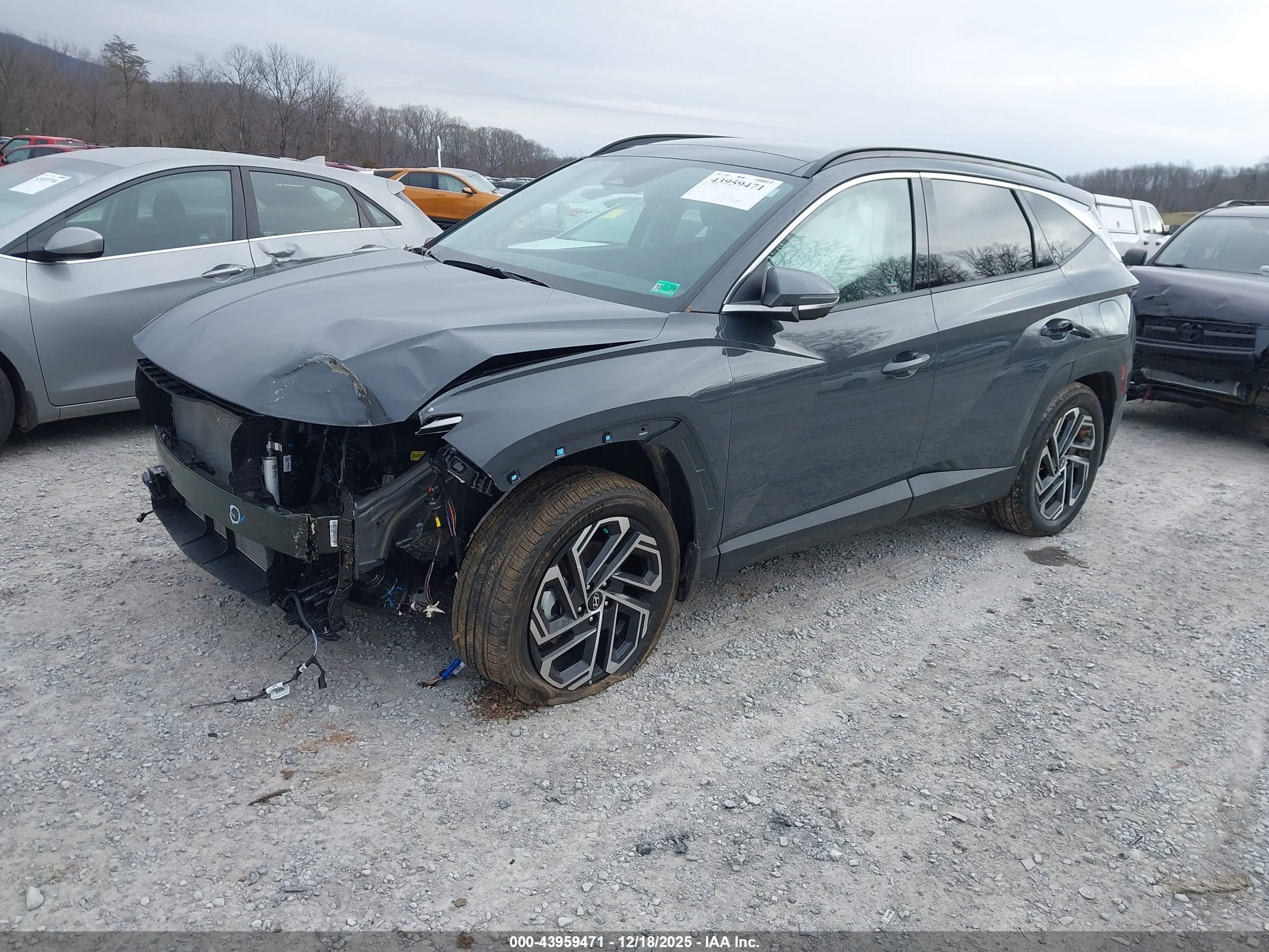 HYUNDAI TUCSON image 2