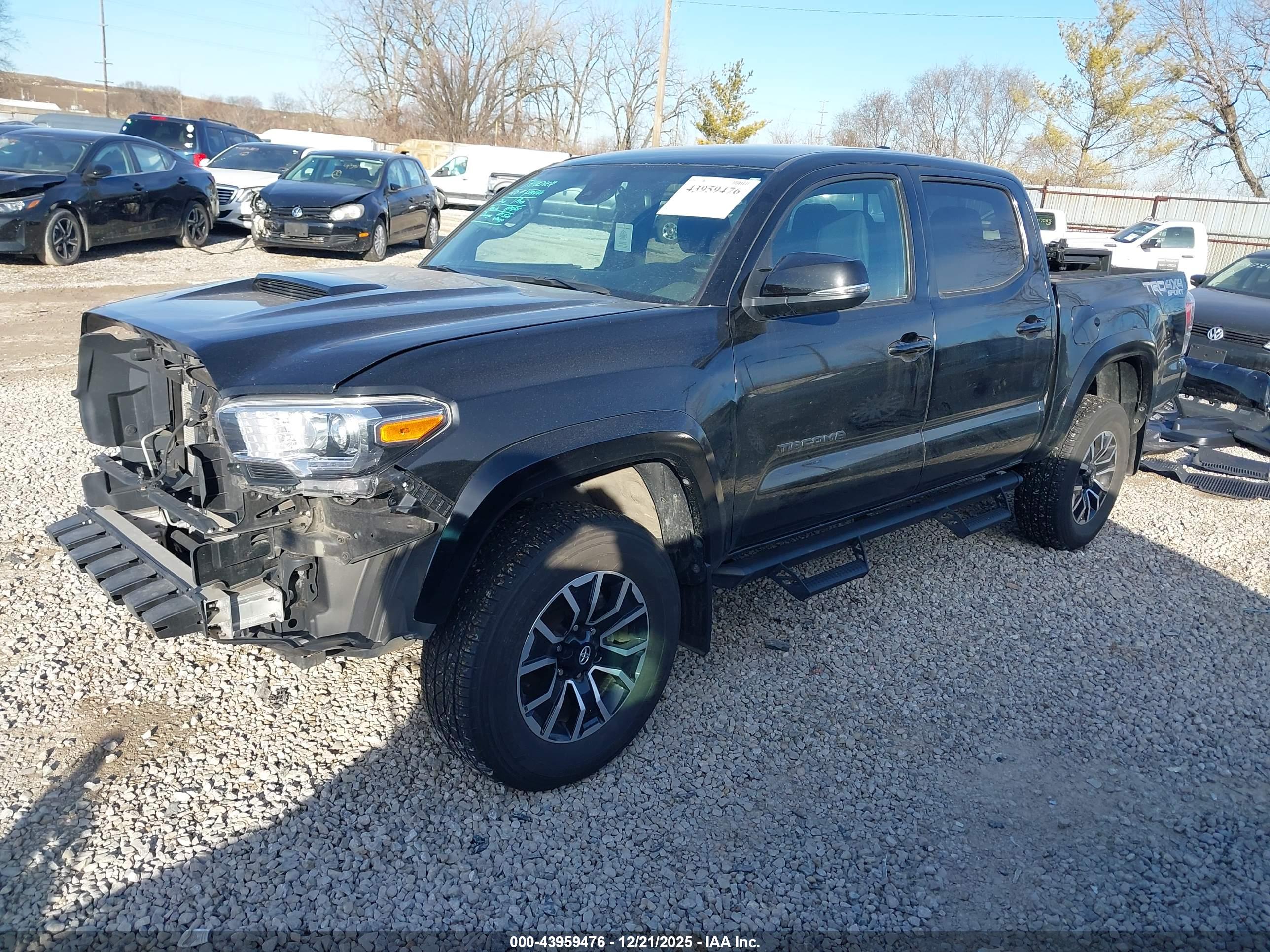TOYOTA TACOMA image 2