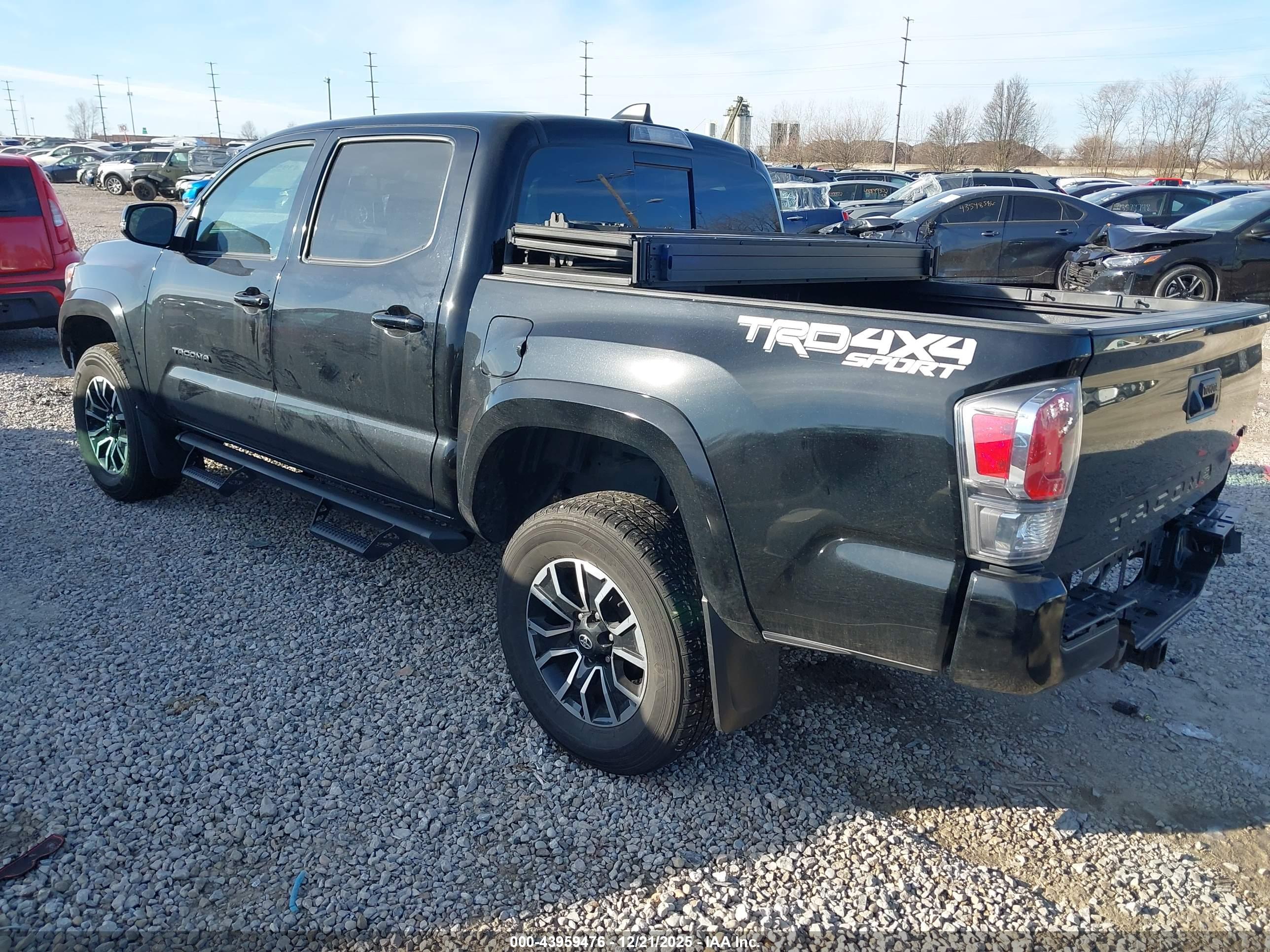 TOYOTA TACOMA image 3