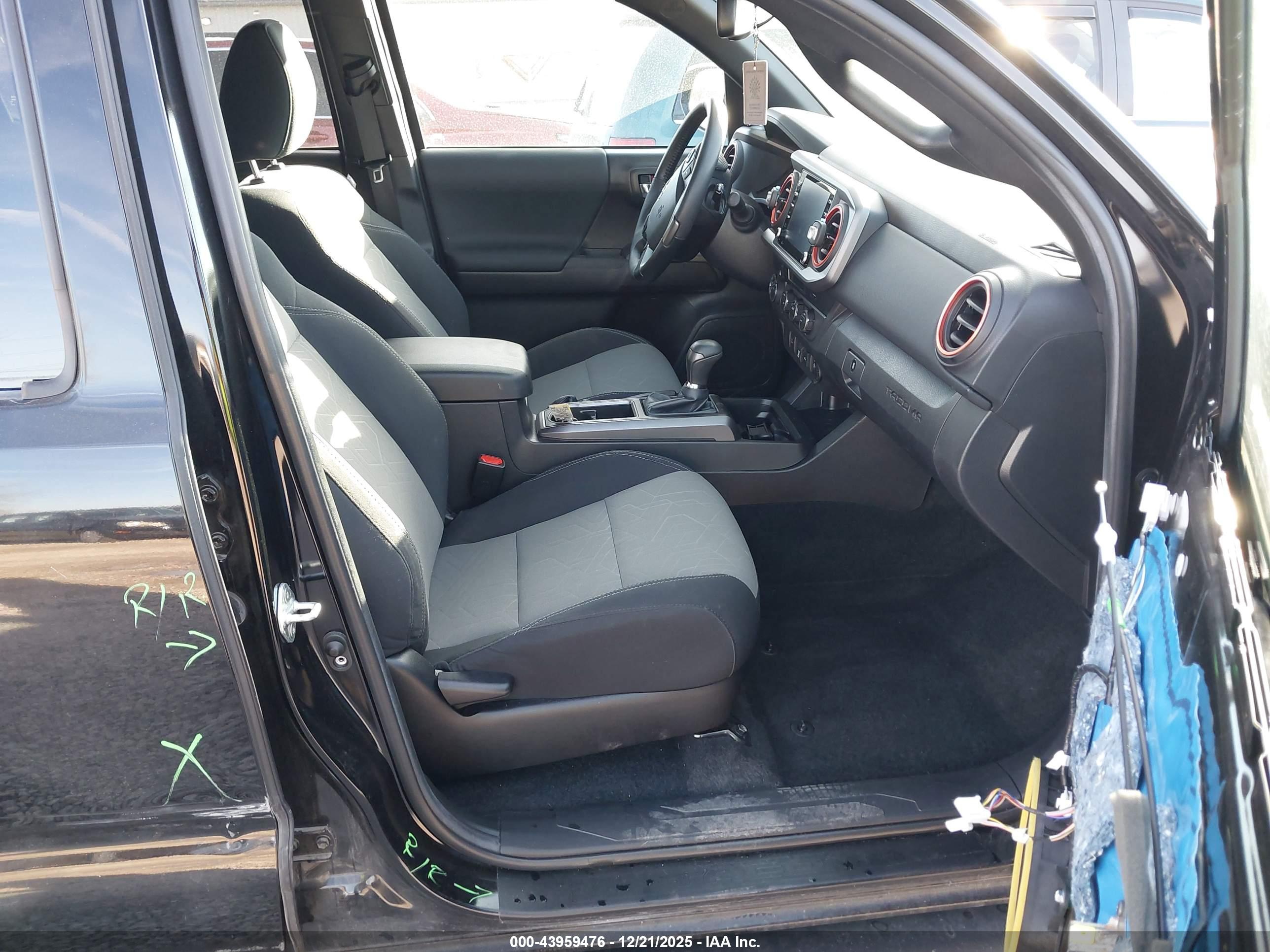 TOYOTA TACOMA image 5