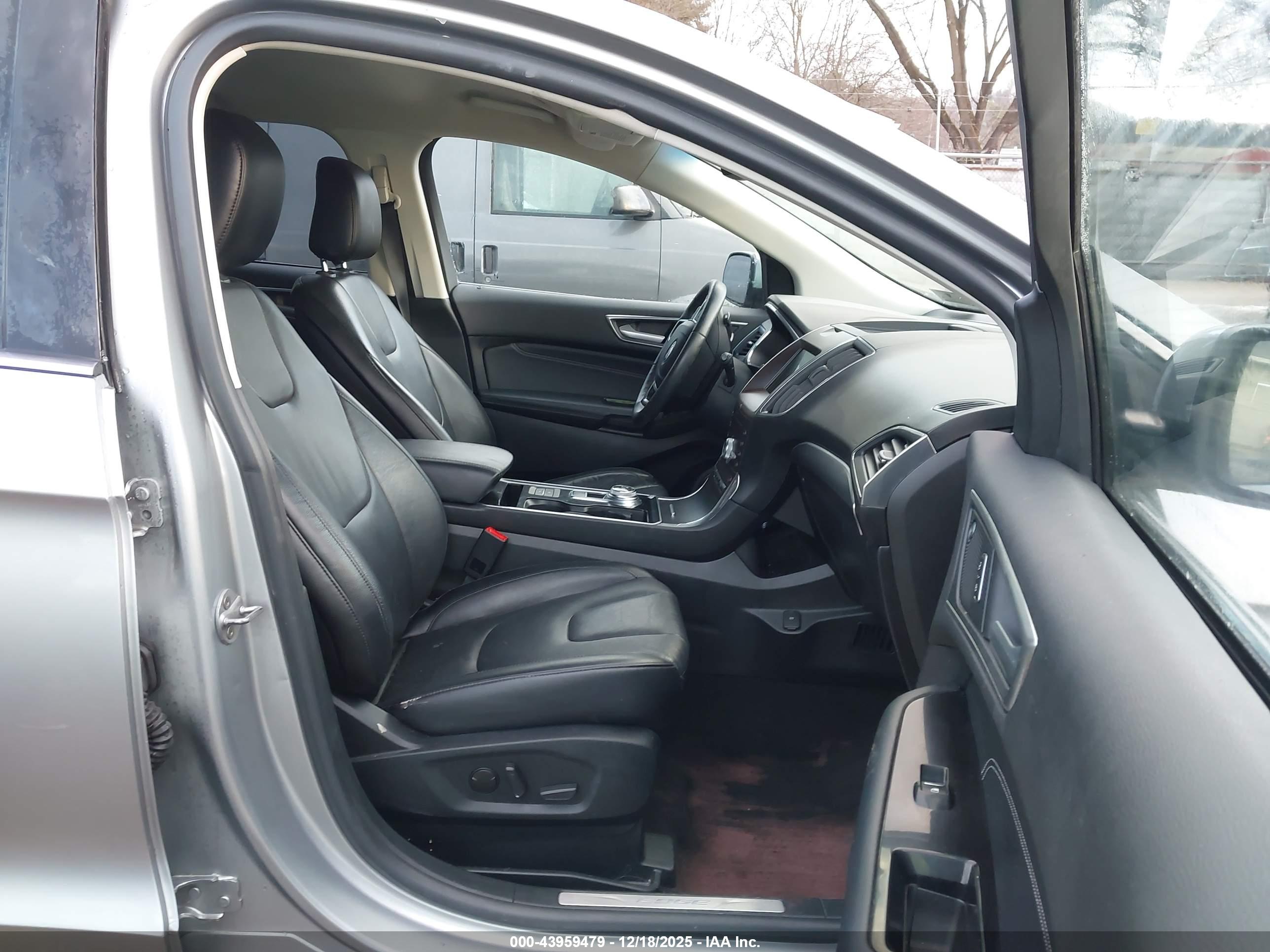 FORD EDGE image 5