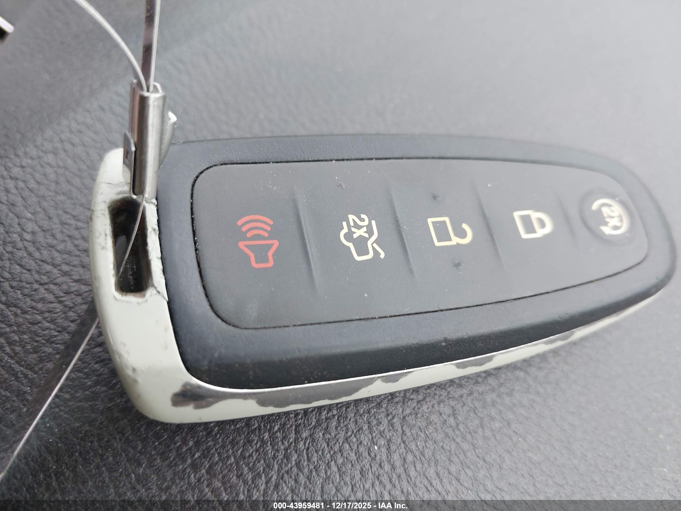 FORD ESCAPE image 11