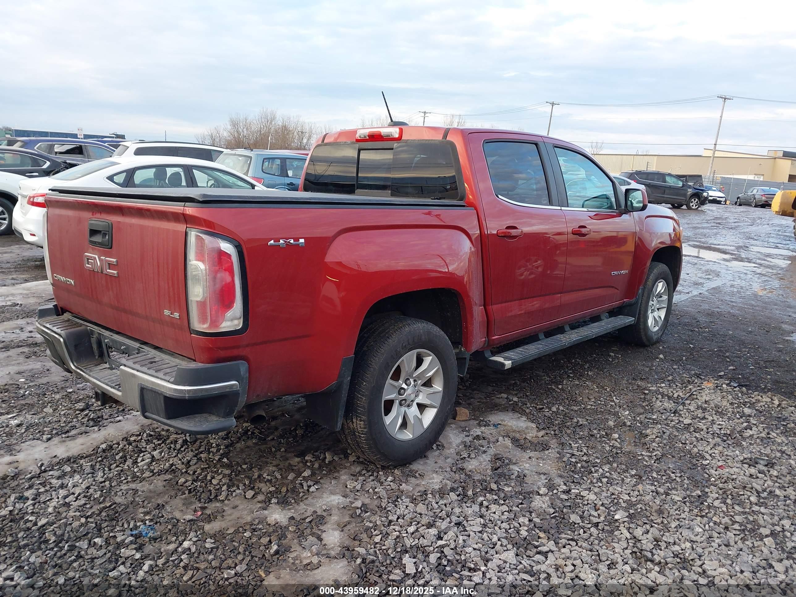 GMC CANYON image 4
