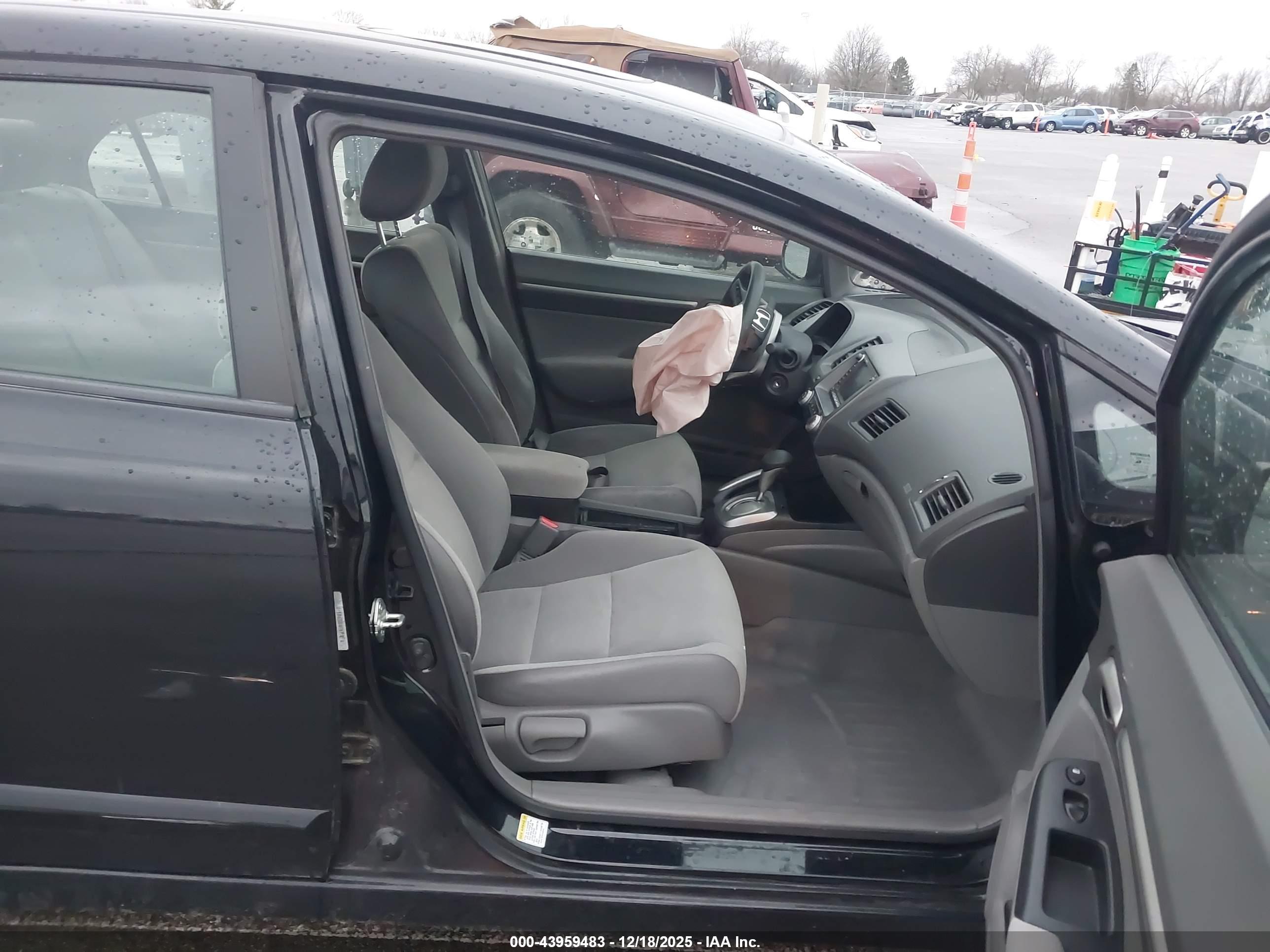HONDA CIVIC image 5