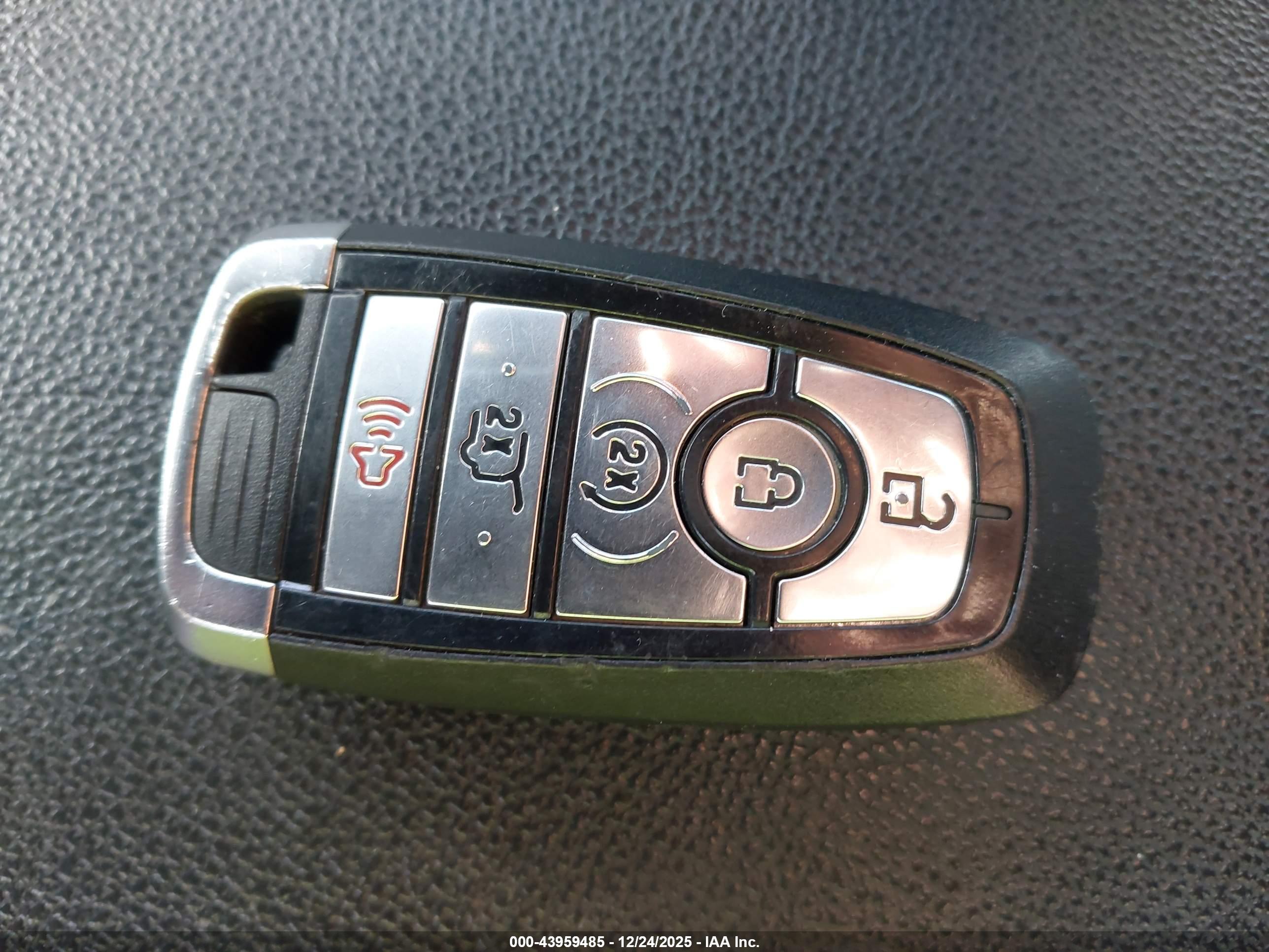 FORD EXPEDITION image 11