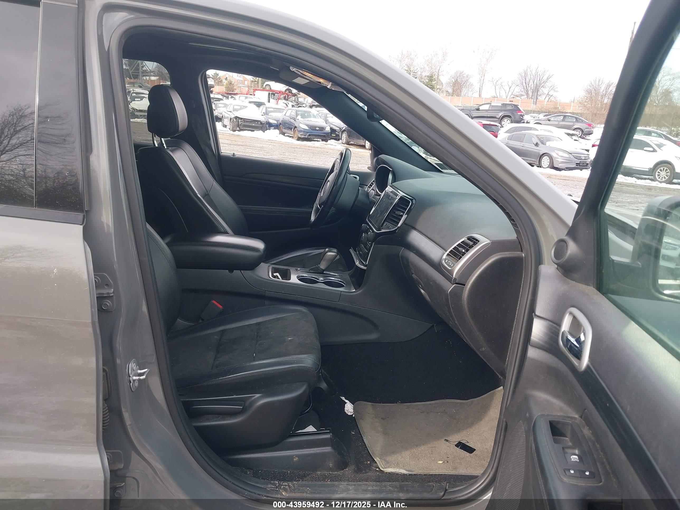 JEEP GRAND image 5