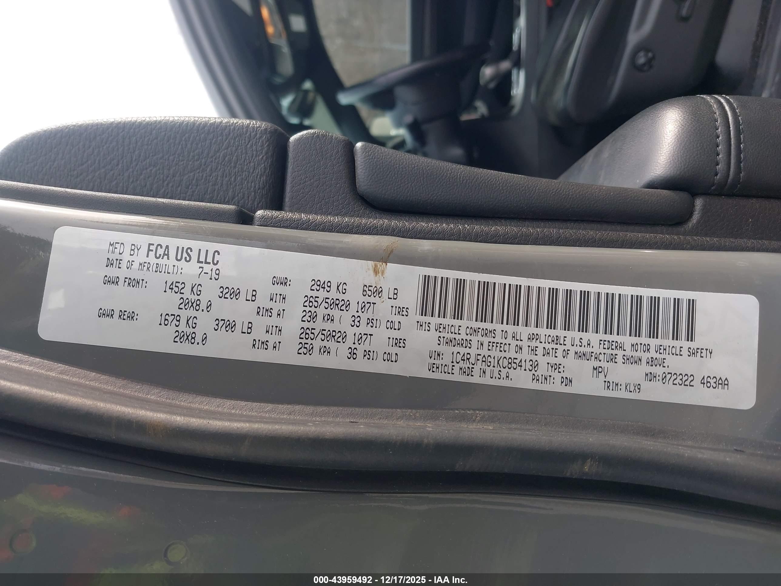 JEEP GRAND image 9