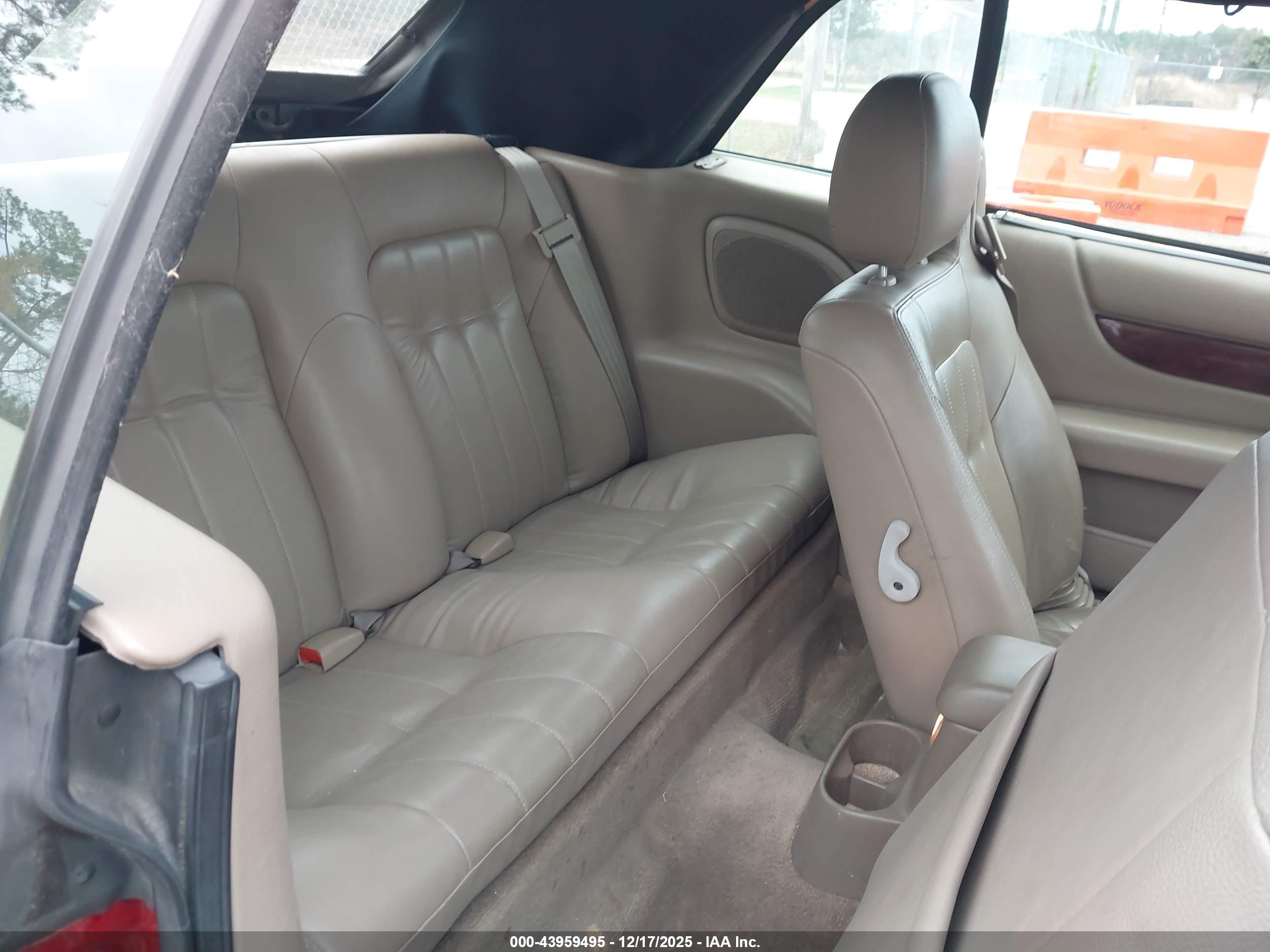 CHRYSLER SEBRING image 8