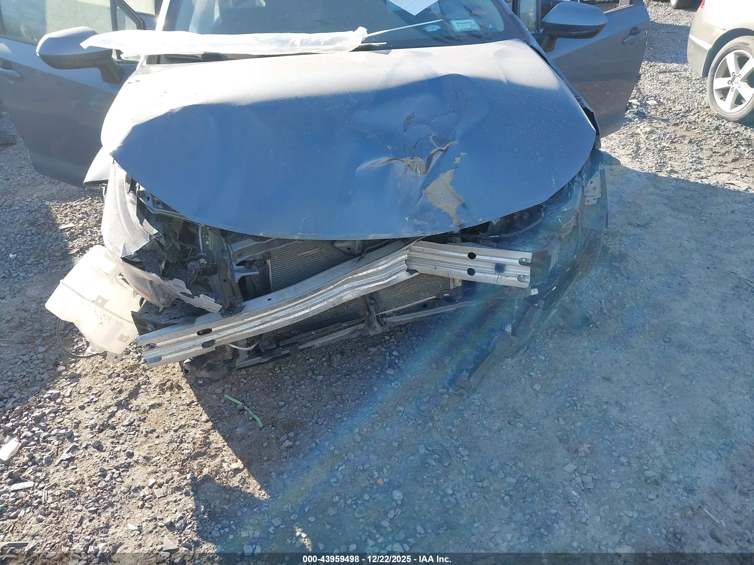 TOYOTA COROLLA image 6