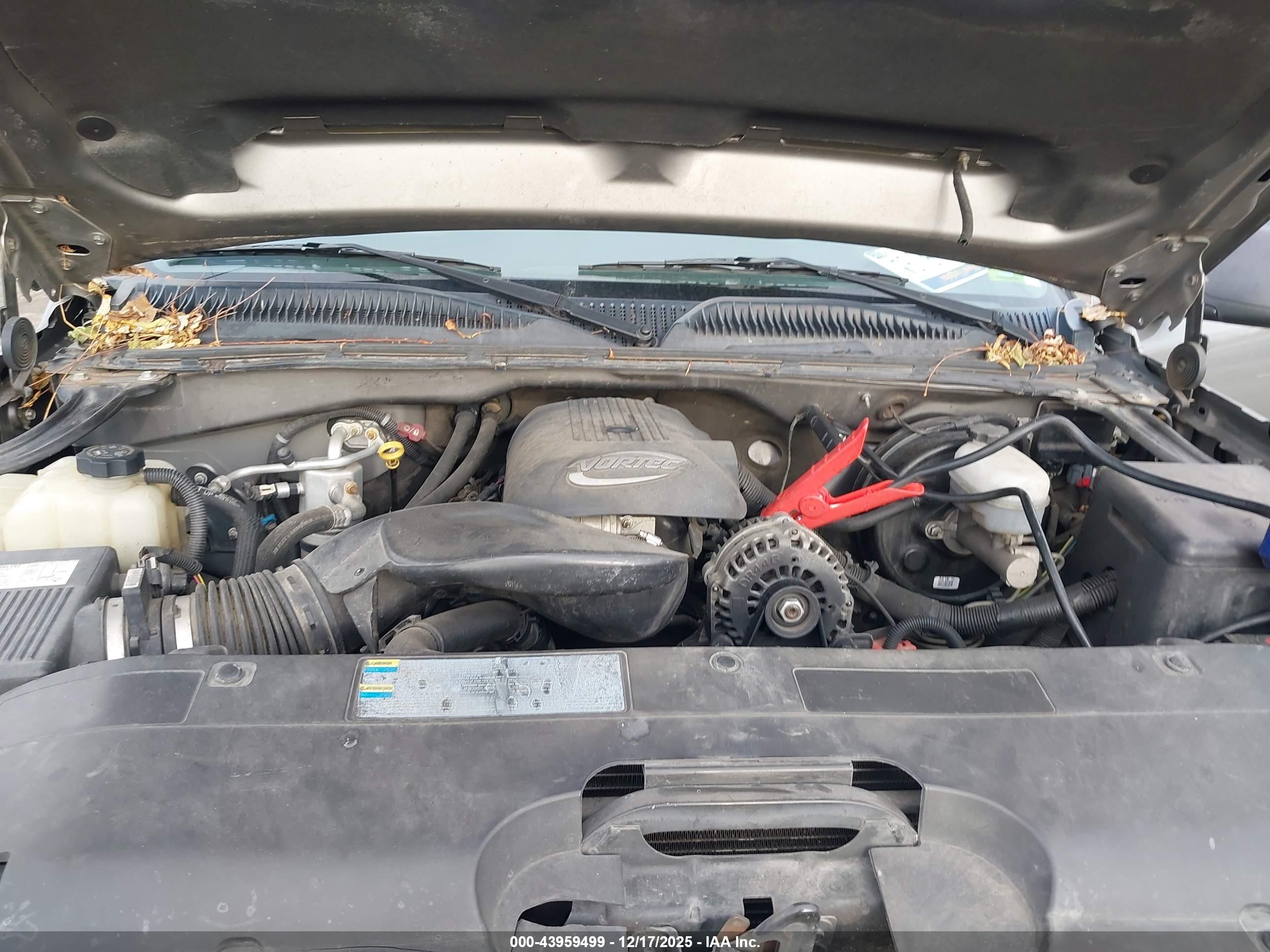 CHEVROLET SILVERADO image 10