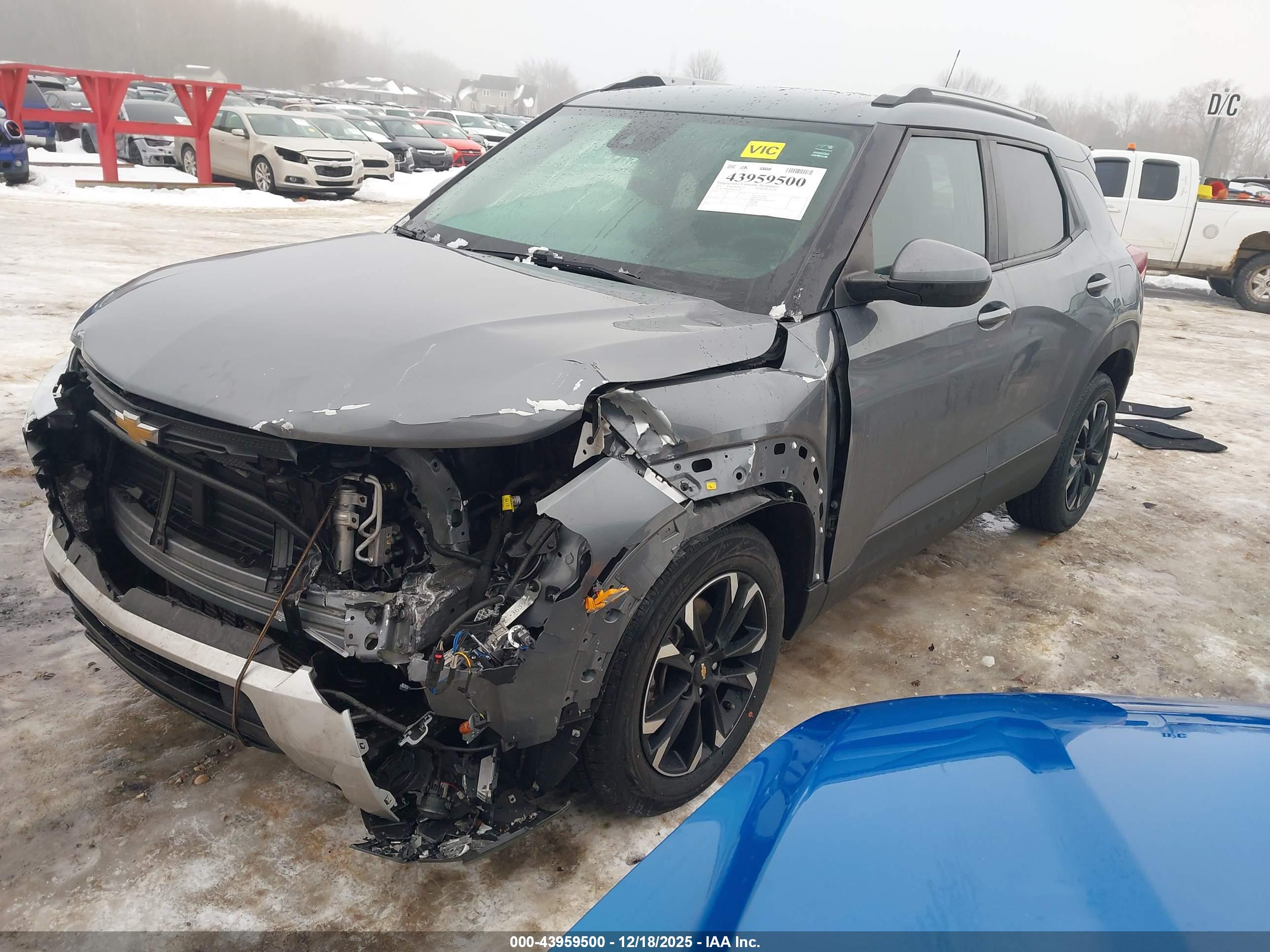 CHEVROLET TRAILBLAZER image 2