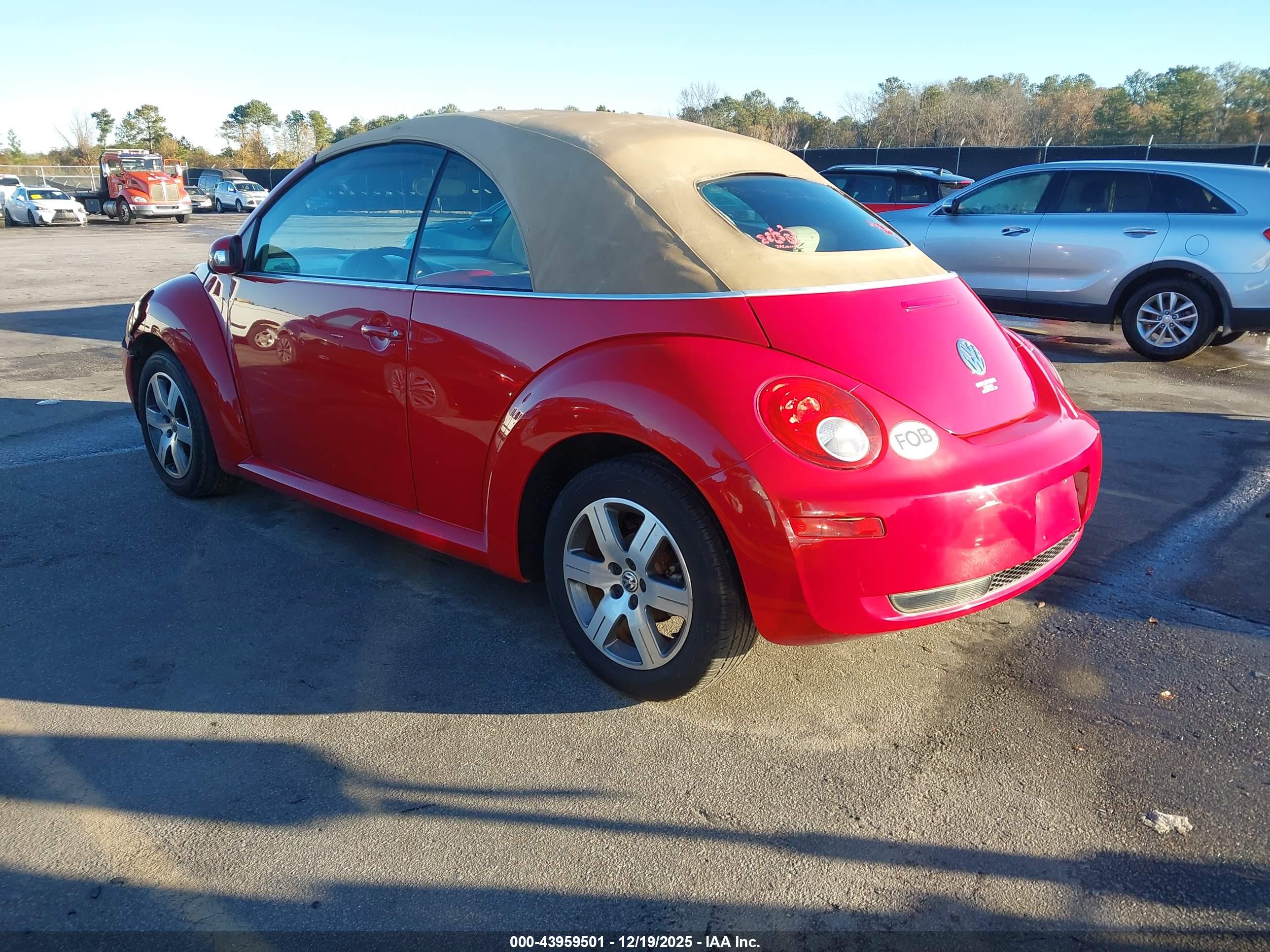 VOLKSWAGEN NEW image 3