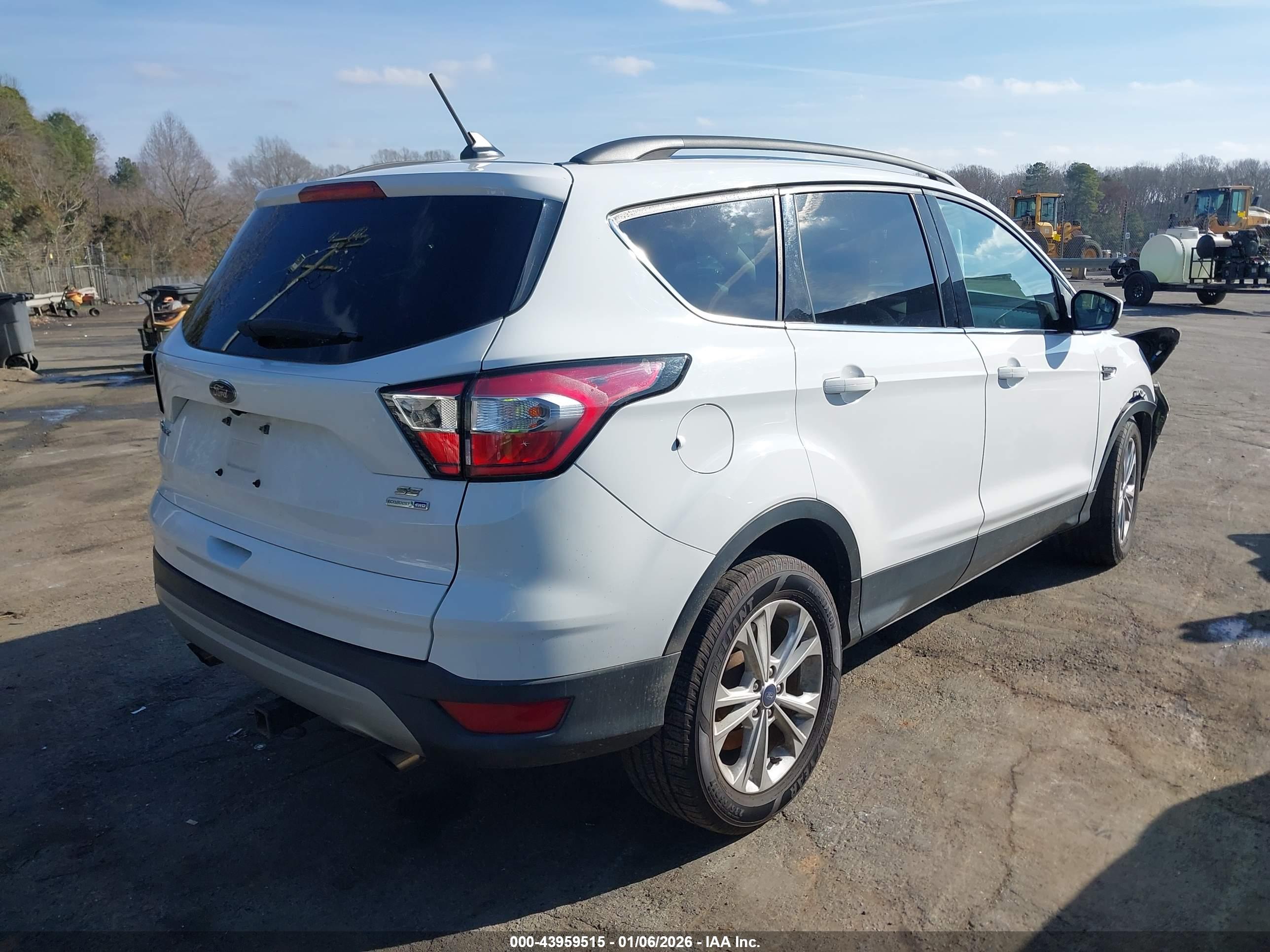 FORD ESCAPE image 4