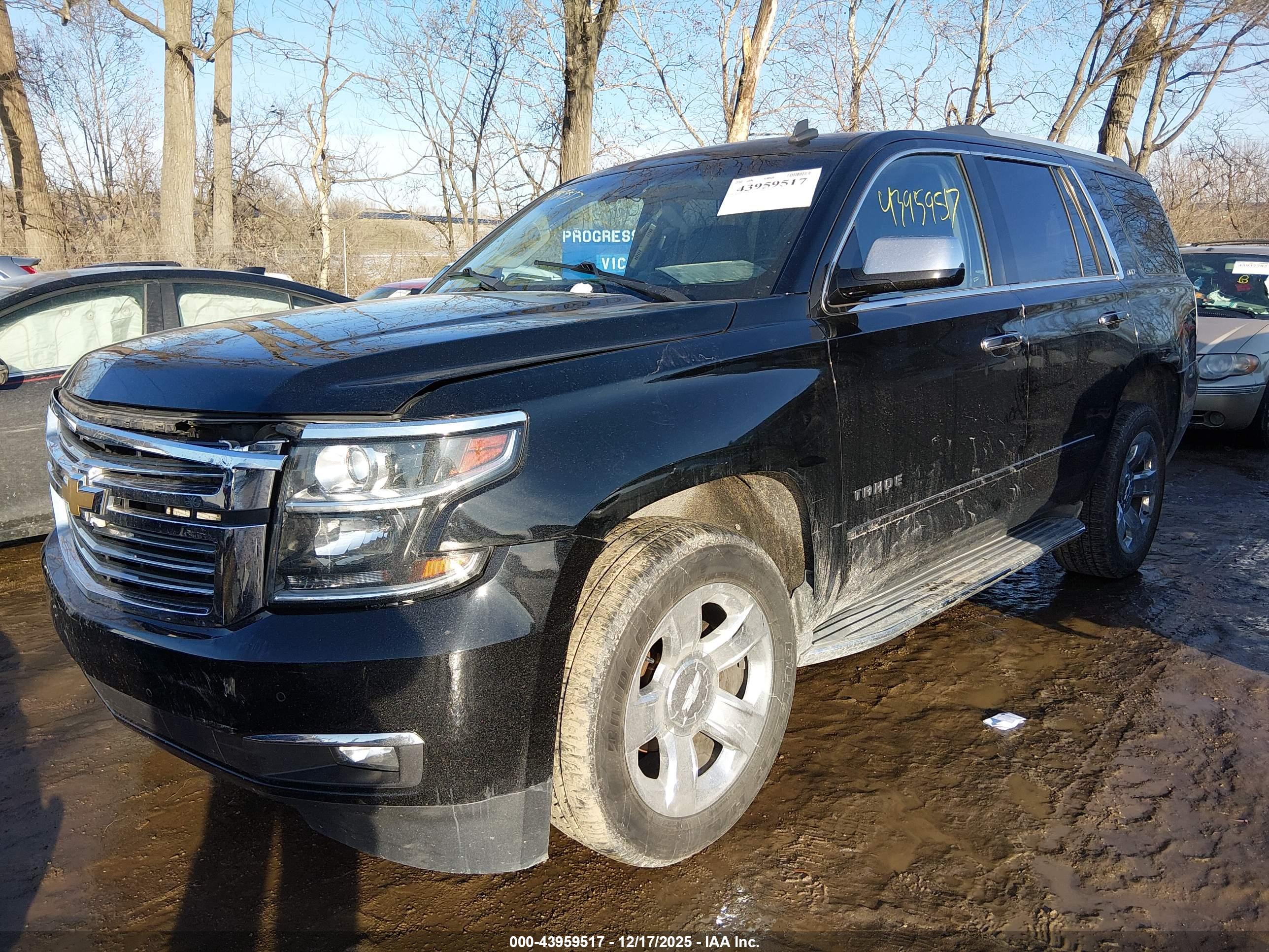CHEVROLET TAHOE image 2