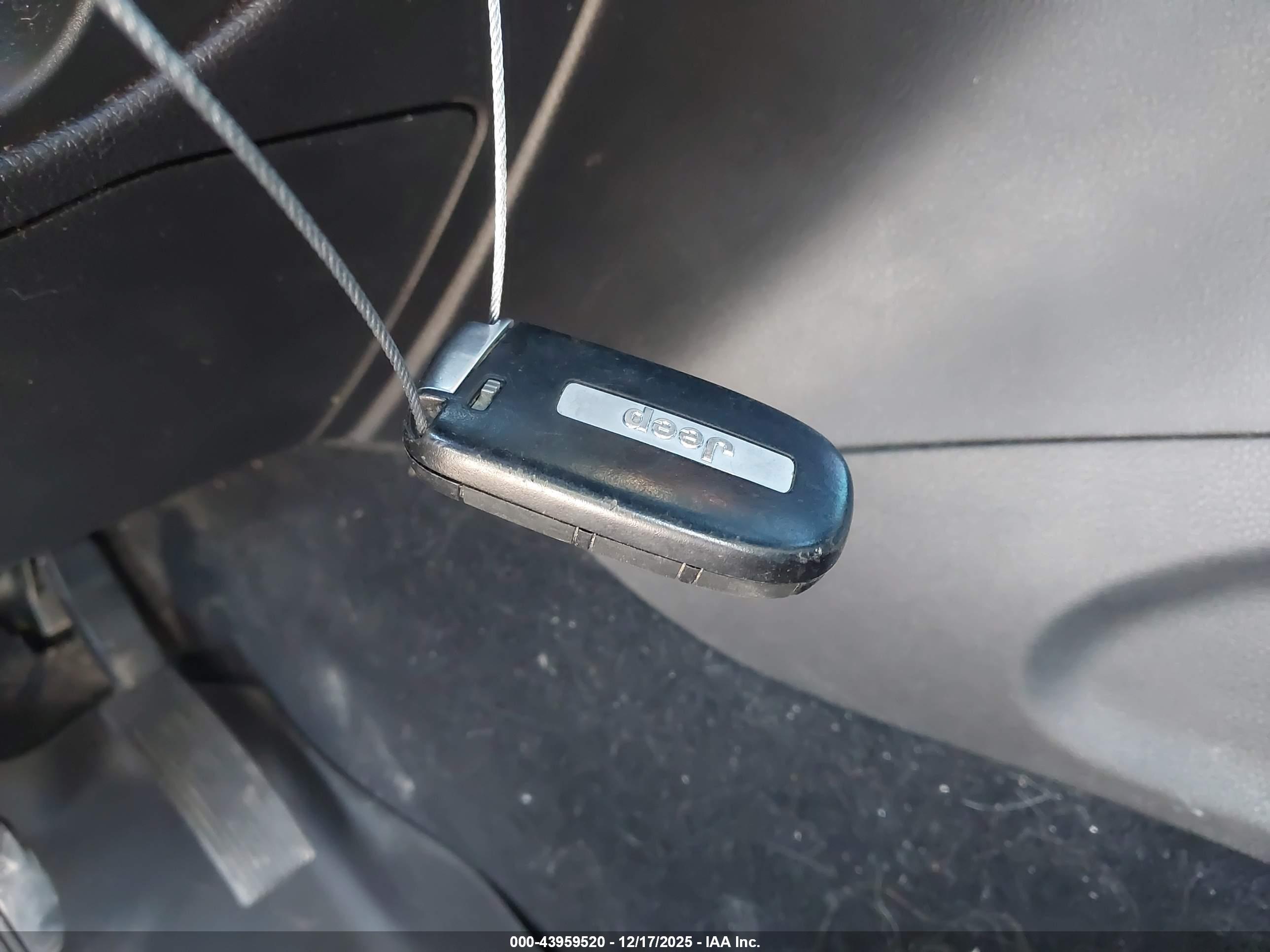 JEEP GRAND image 11