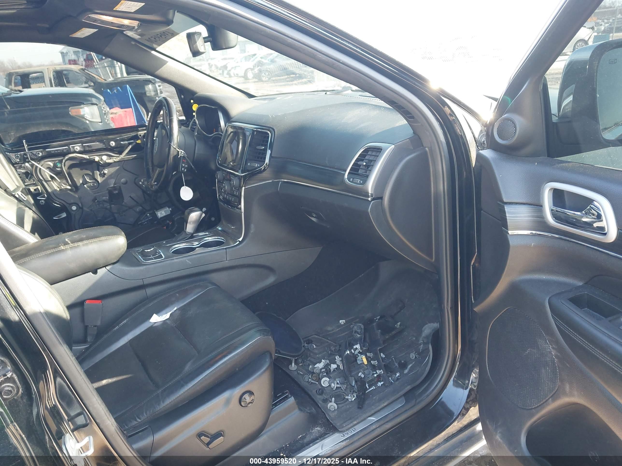 JEEP GRAND image 5