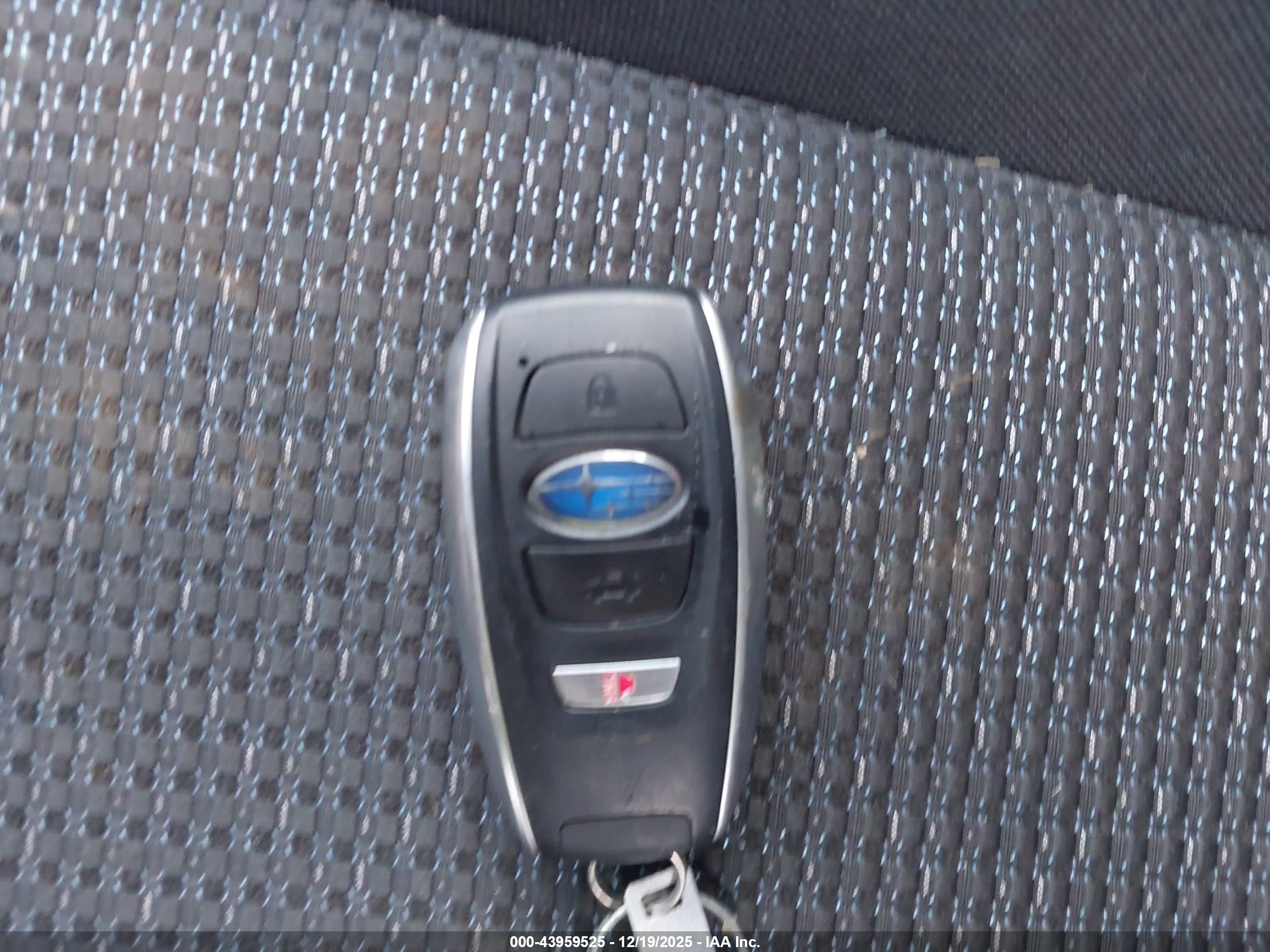 SUBARU FORESTER image 11
