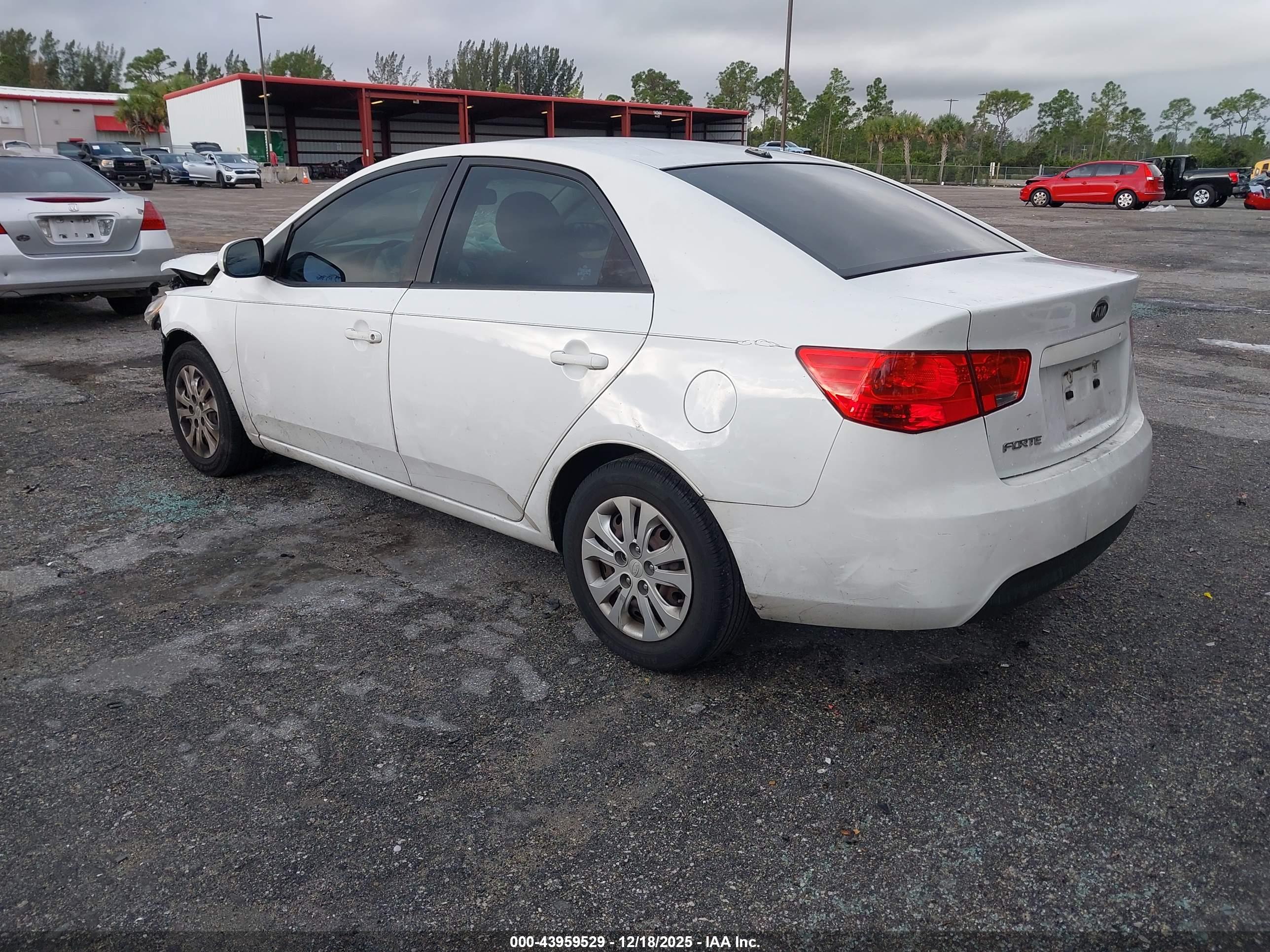 KIA FORTE image 3