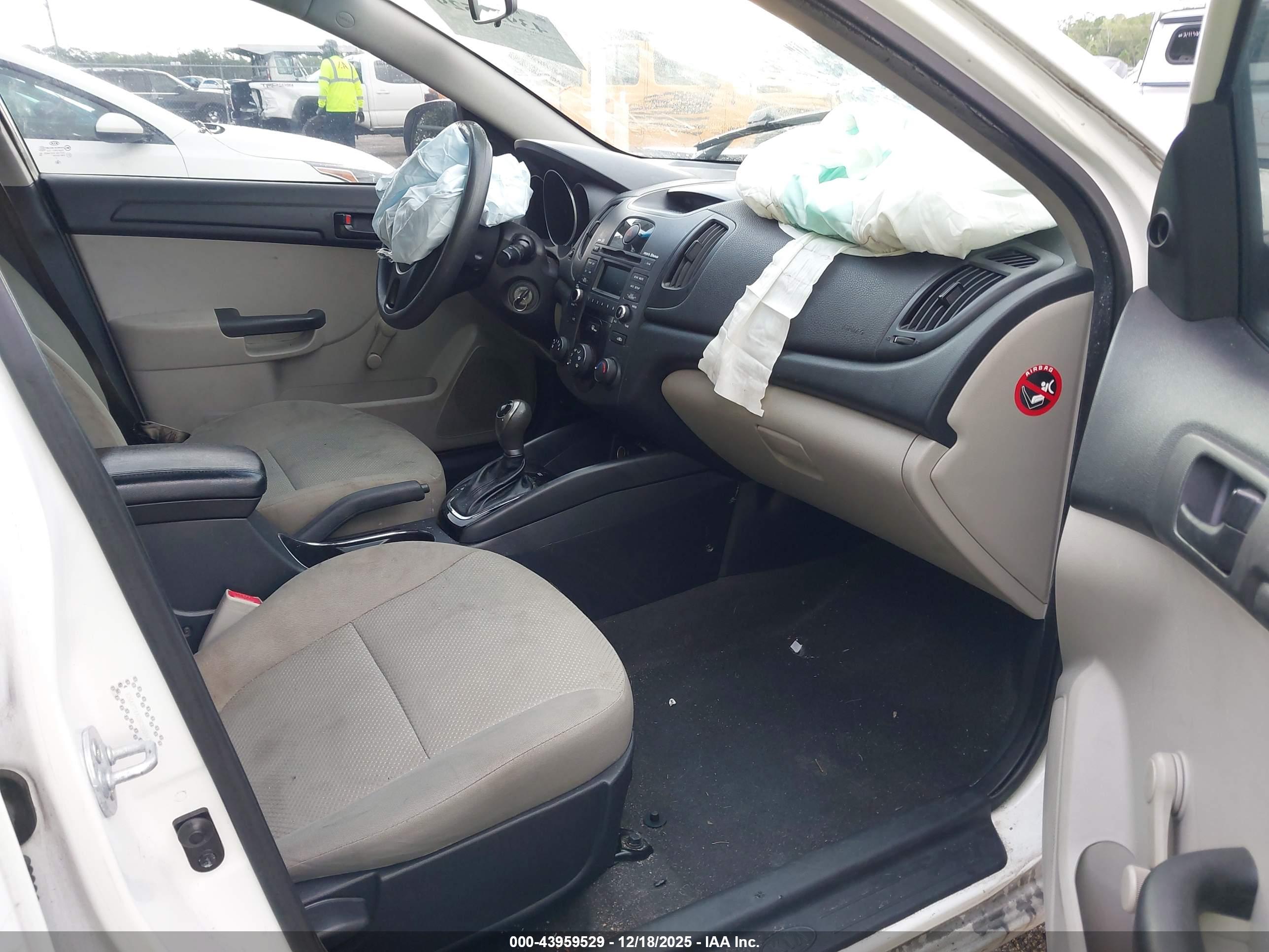 KIA FORTE image 5