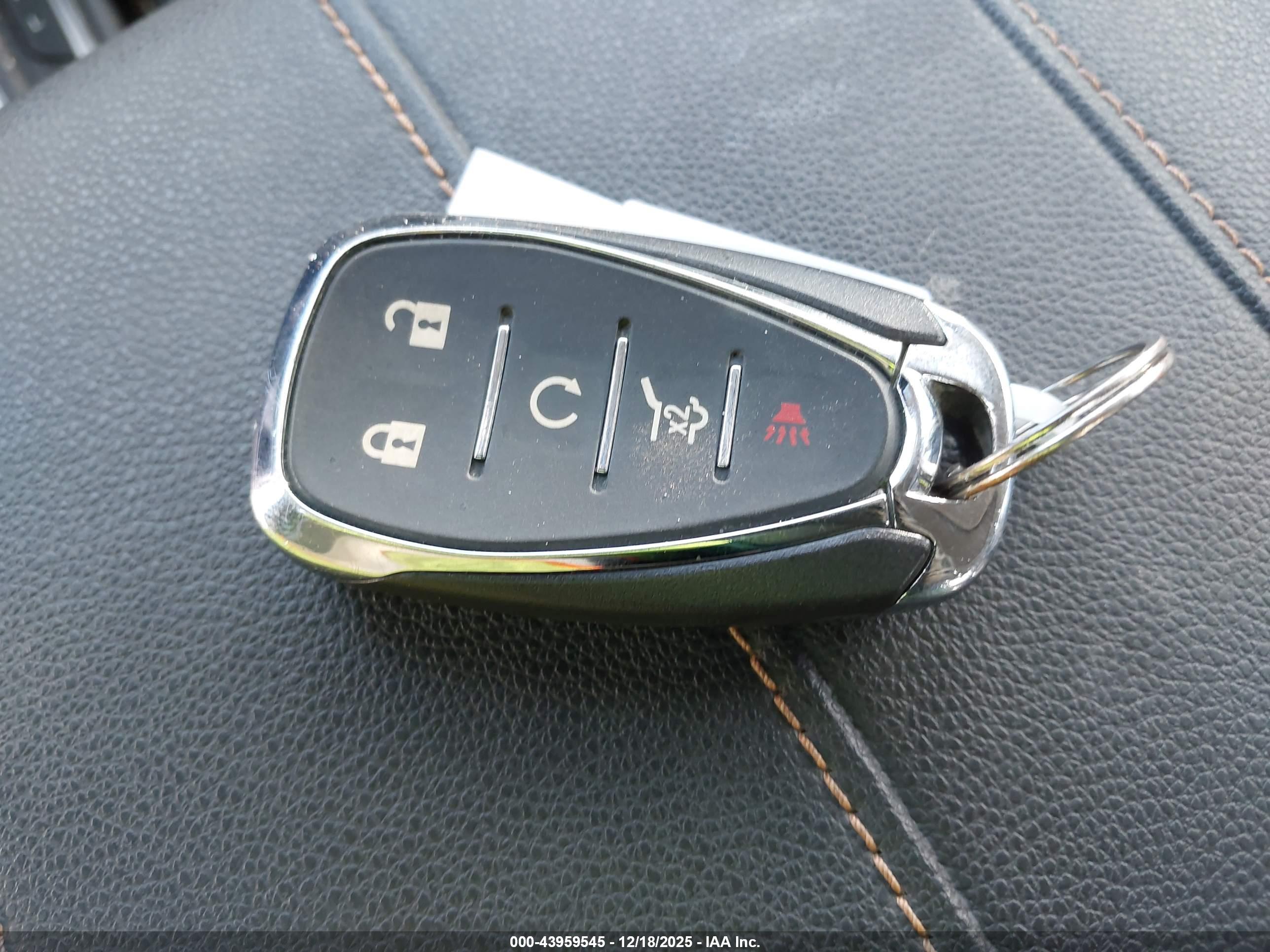CHEVROLET TRAVERSE image 11