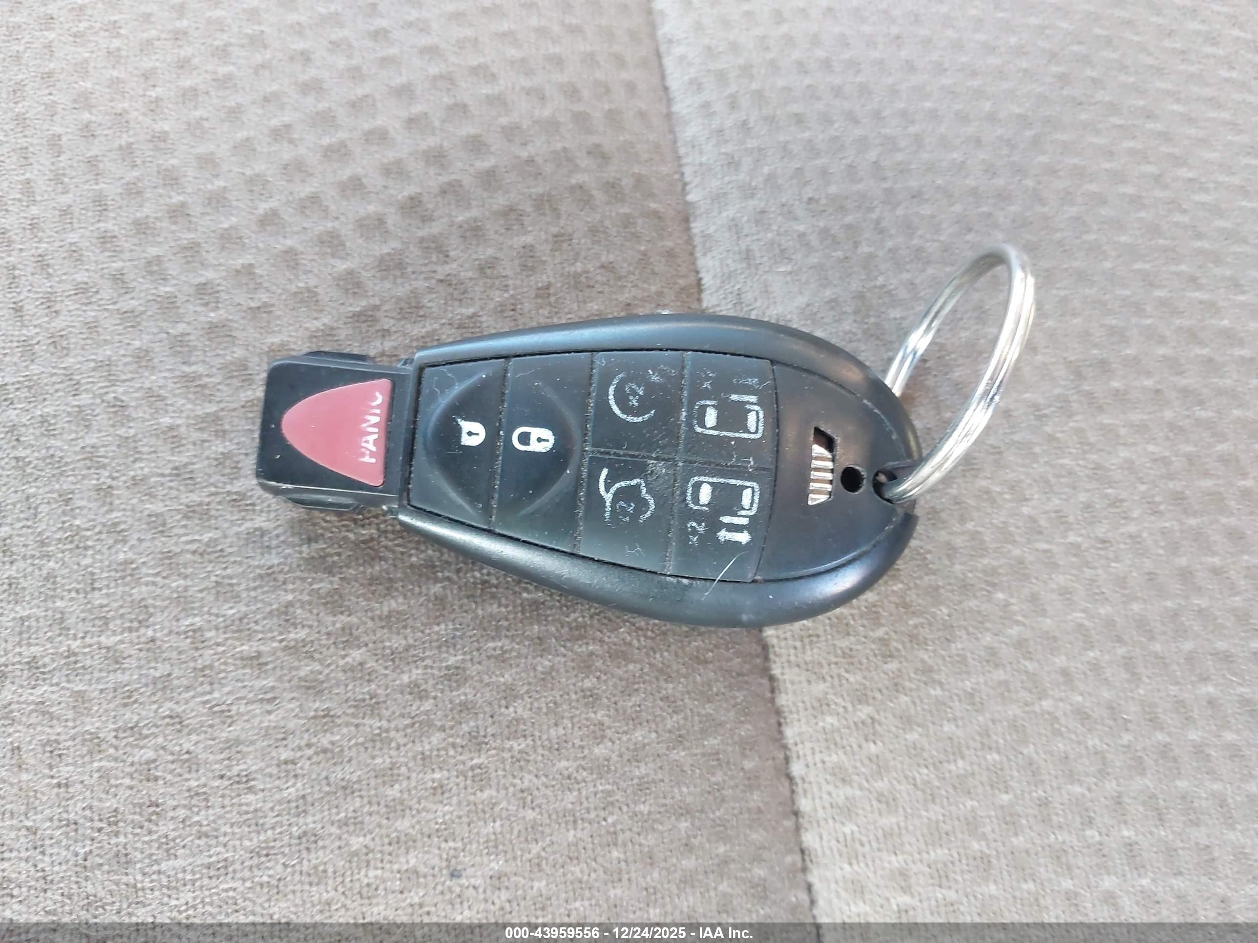 CHRYSLER TOWN image 11